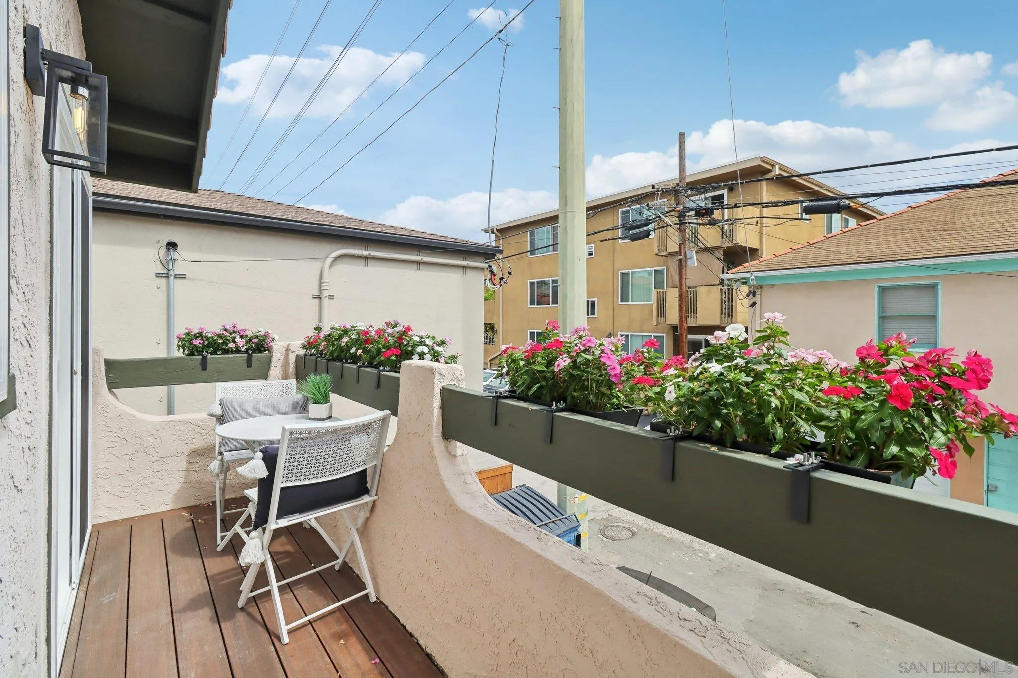 https://cdn.realtyfeed.com/cdn/127/250039308/8c218ceae2d062a7471234b165a058d1.webp