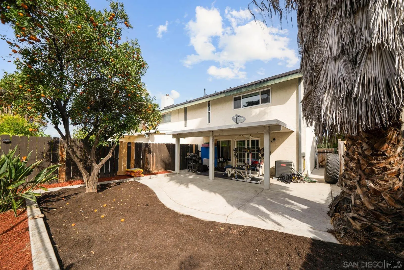 https://cdn.realtyfeed.com/cdn/127/250039310/15a8ec68fa8370e3af01b5e712718147.webp