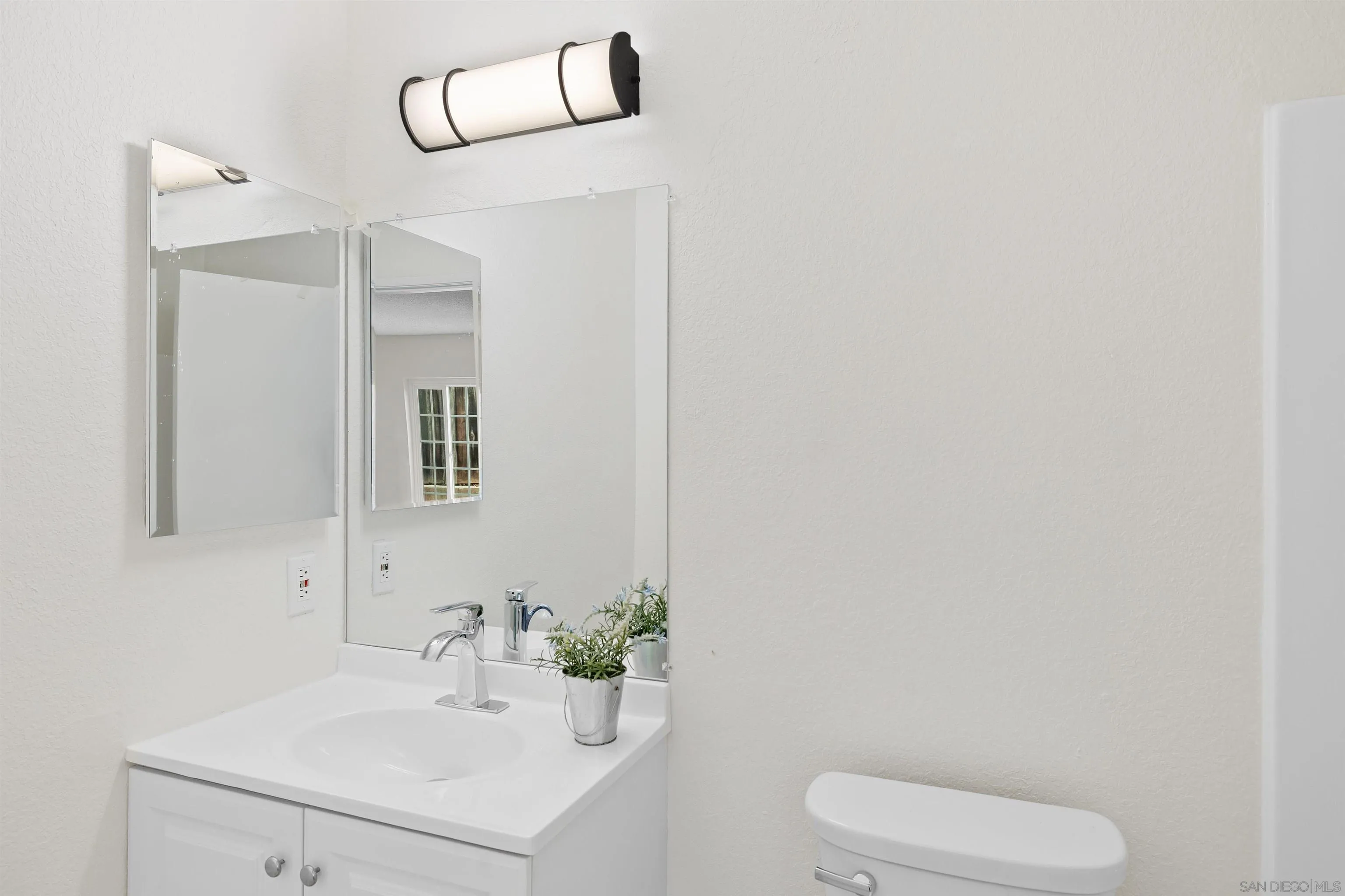 https://cdn.realtyfeed.com/cdn/127/250039314/0df4fe3ae3e76c3d2dfa709be951d5e9.webp