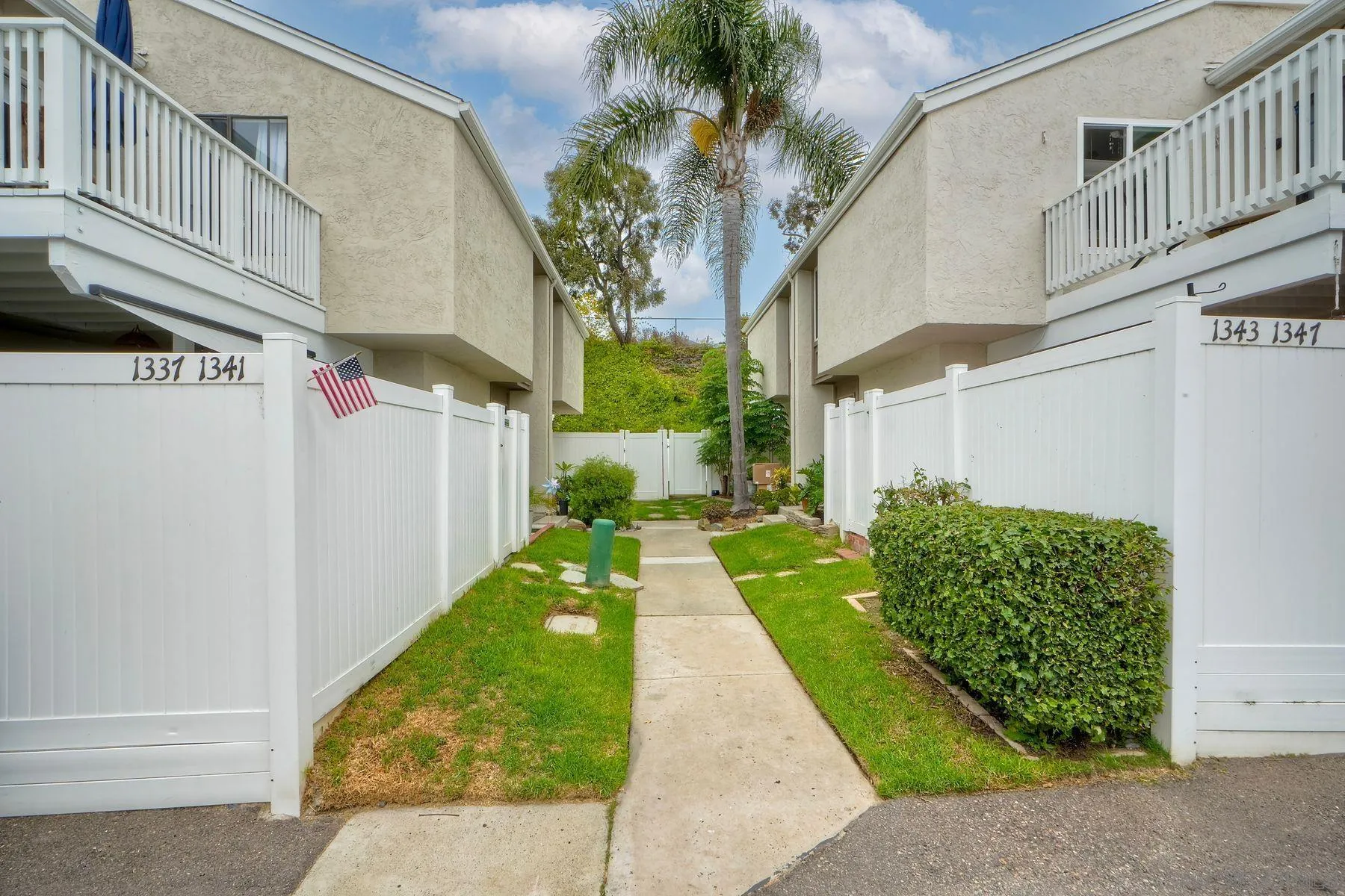 https://cdn.realtyfeed.com/cdn/127/250039318/ff6fefb80f5ecee29d20b5c4eef02230.webp