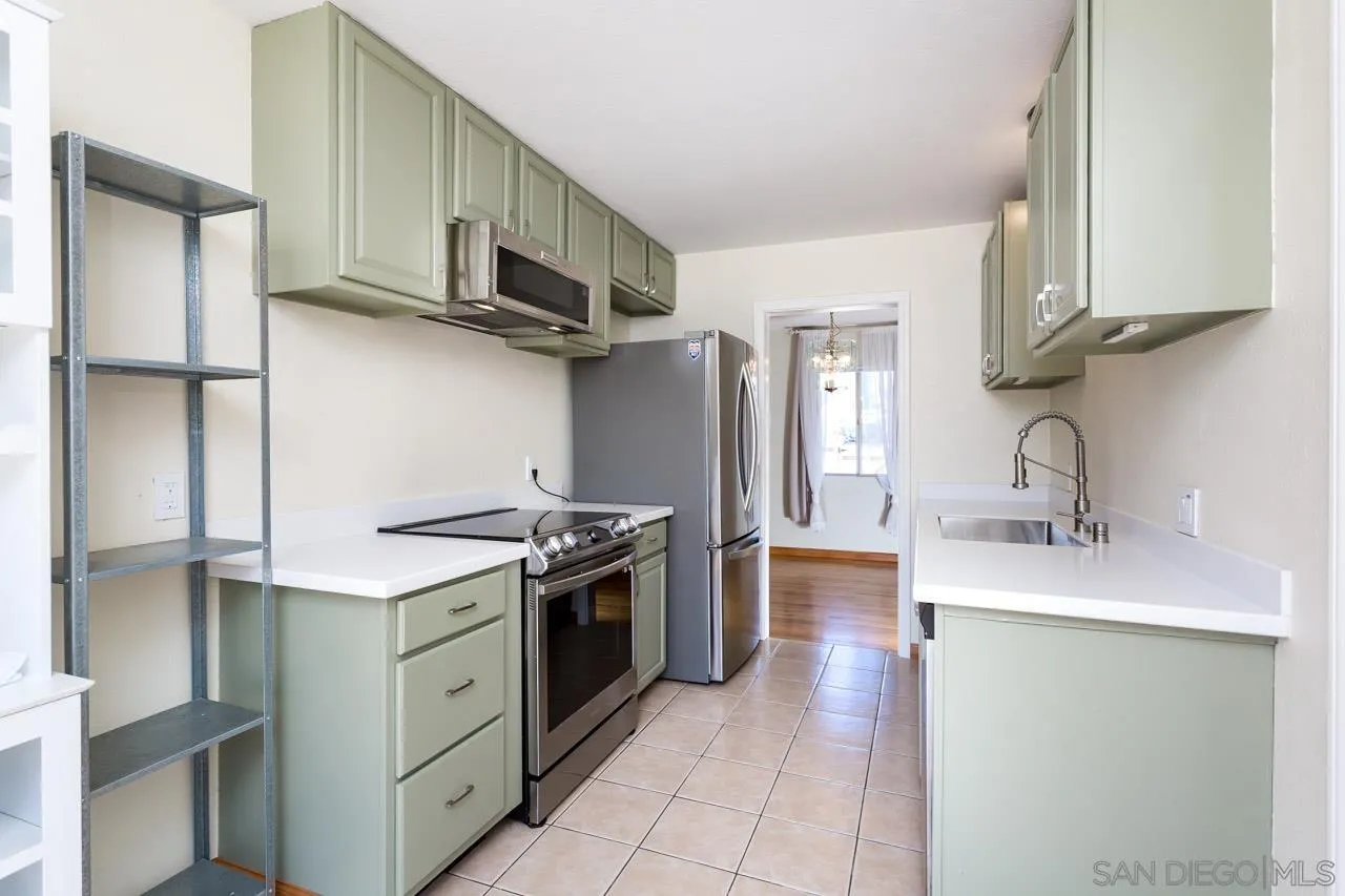 https://cdn.realtyfeed.com/cdn/127/250039327/3c85510b9afa9eb4d67b8ac5b01b341c.webp