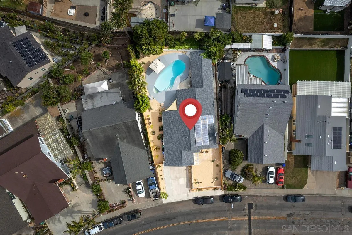 https://cdn.realtyfeed.com/cdn/127/250039333/6dbf863627aaeab6ec8bbd1e0d2c264e.webp
