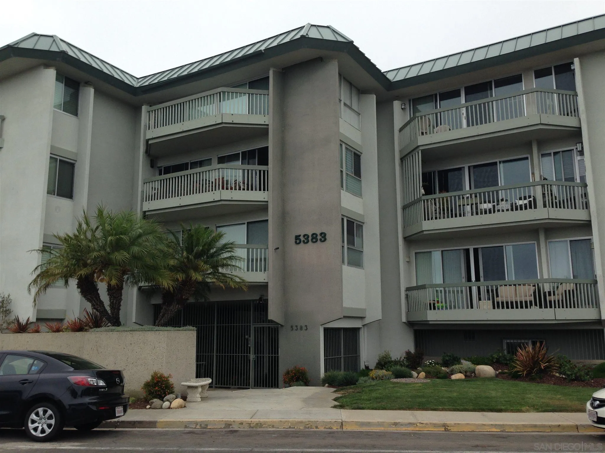 La Jolla, CA 92037