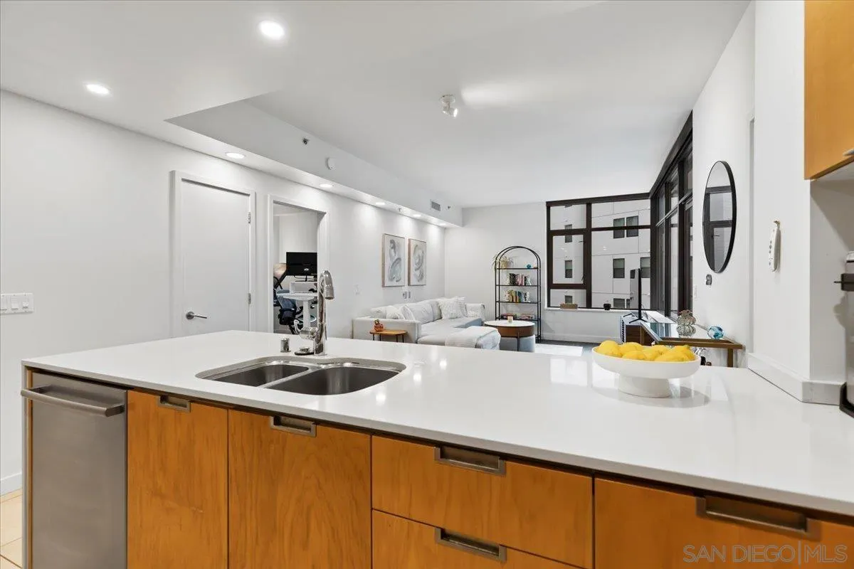 https://cdn.realtyfeed.com/cdn/127/250039348/0c0d92a08c2db767ea57b2a5167aabbd.webp