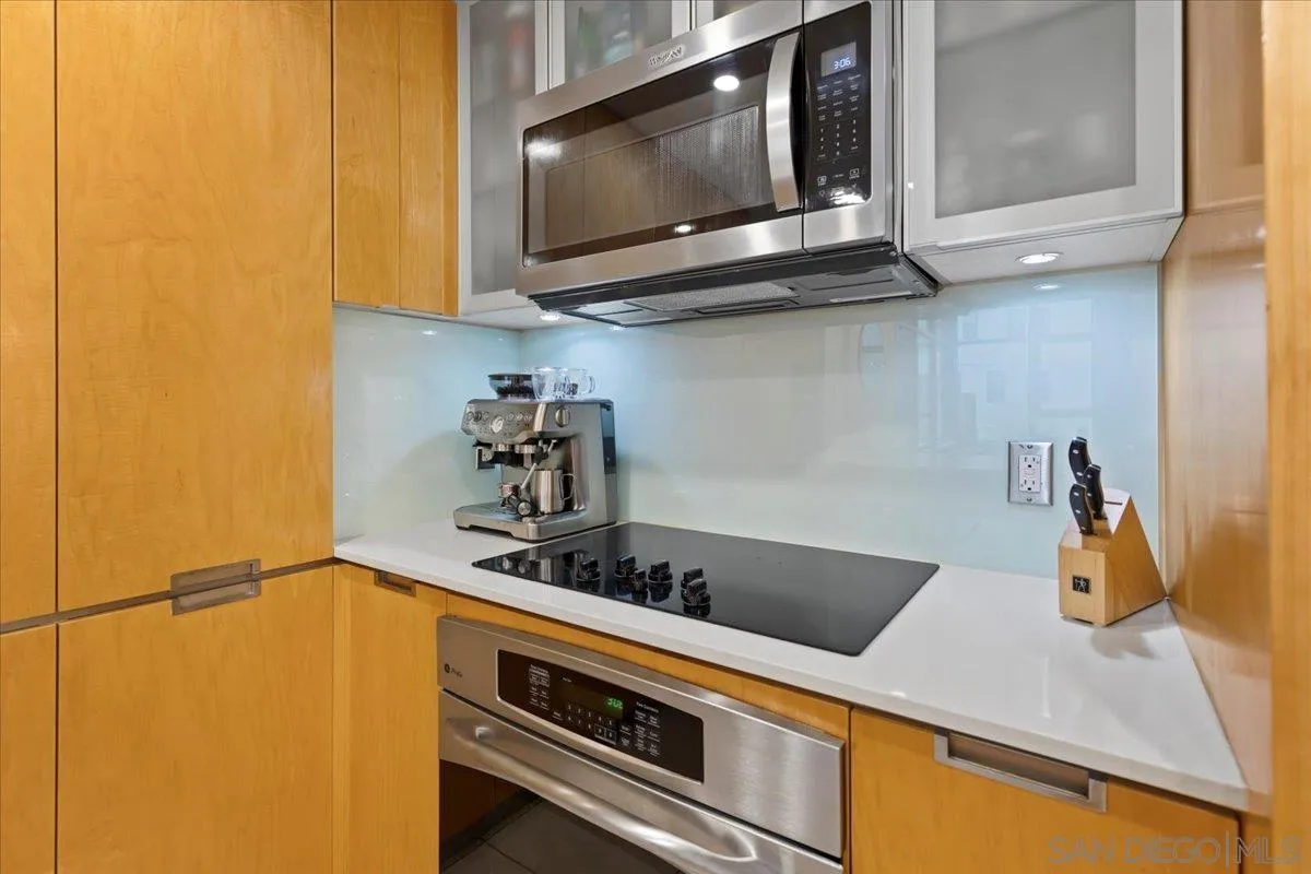 https://cdn.realtyfeed.com/cdn/127/250039348/9403df7aa45f127f8a0220f95f6ef76d.webp