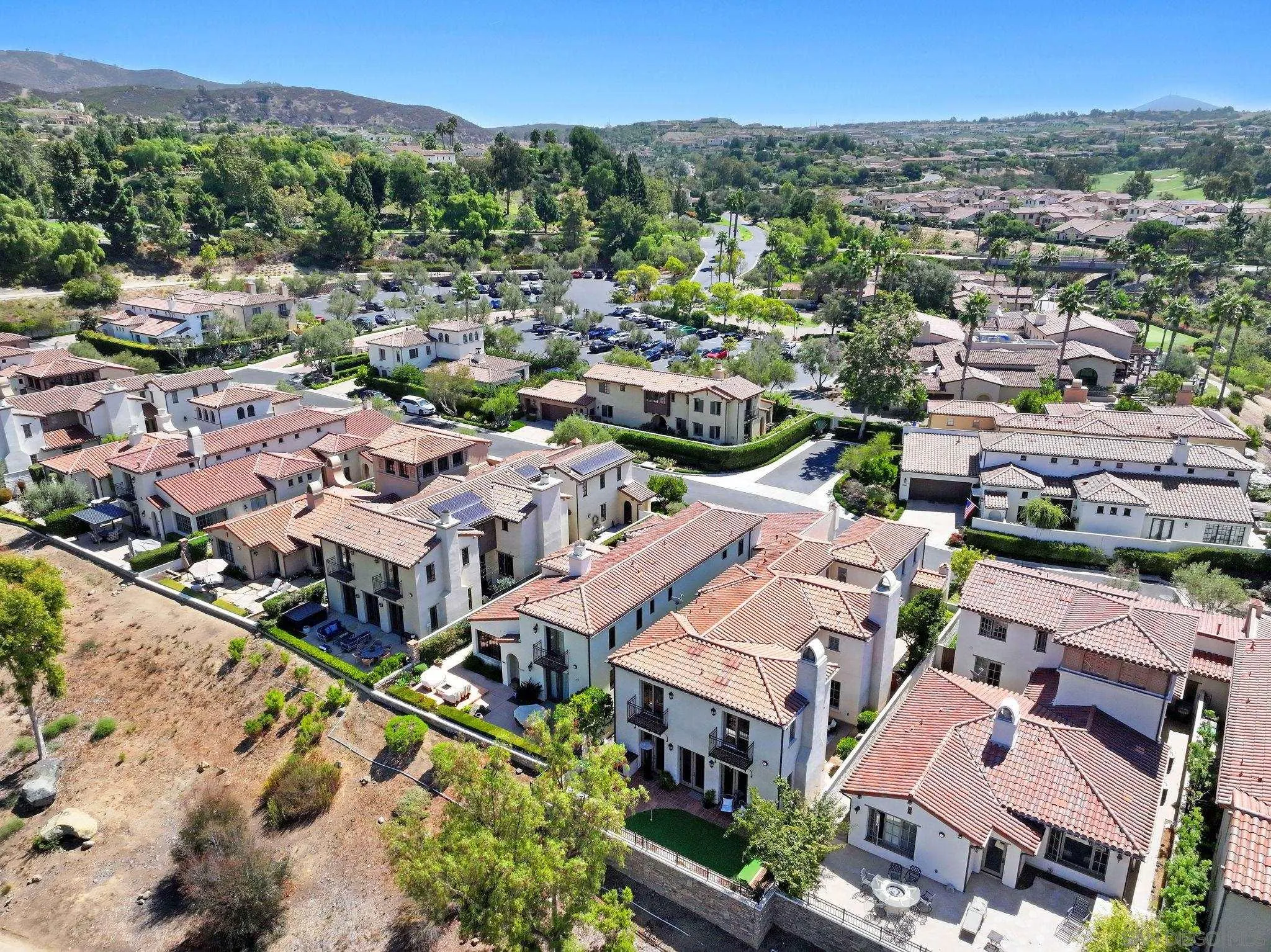 https://cdn.realtyfeed.com/cdn/127/250039358/09cfd0f432f717c0f2d40e5262018b4c.webp