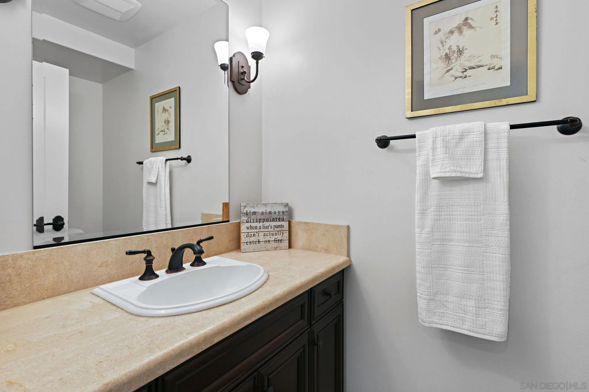 https://cdn.realtyfeed.com/cdn/127/250039358/3e26af494a1b4168dcbecbbab9df1f6c.webp