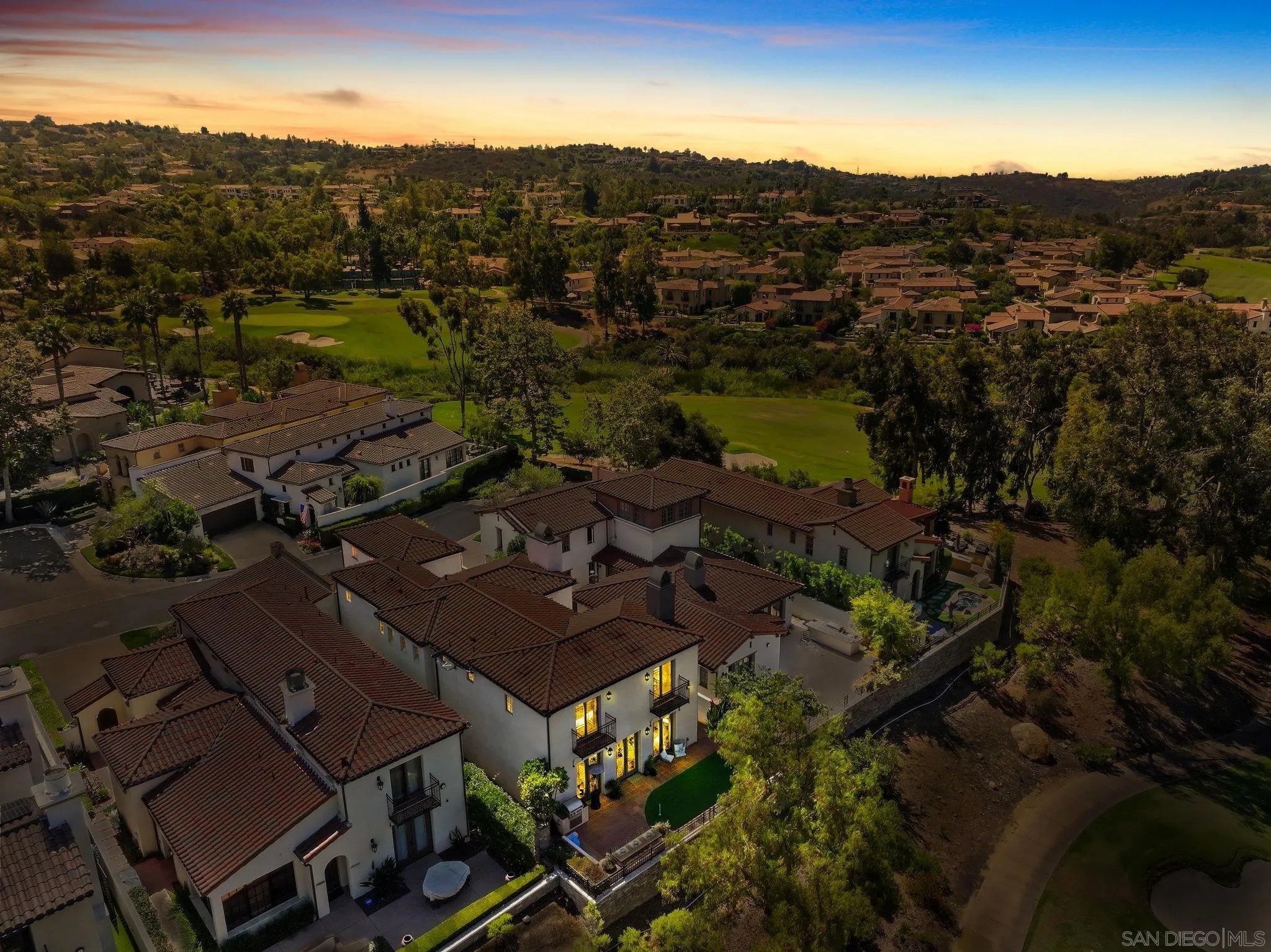 https://cdn.realtyfeed.com/cdn/127/250039358/932ec098c66081d5f28f443b58c597d5.webp