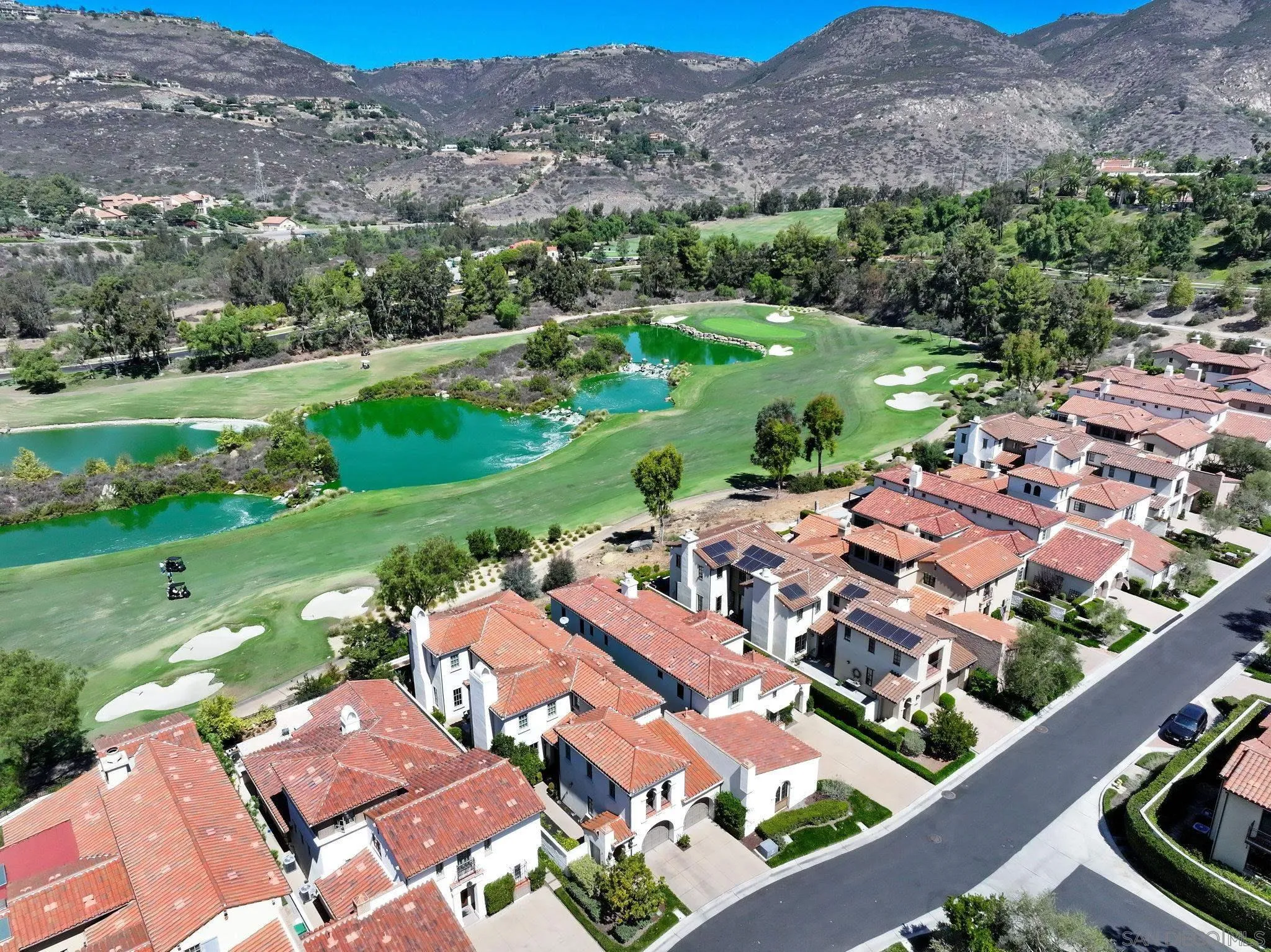https://cdn.realtyfeed.com/cdn/127/250039358/d93cec6d9e5c5531d6eea2927a55a6f3.webp