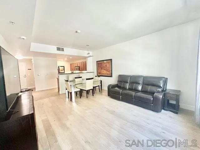 https://cdn.realtyfeed.com/cdn/127/250039359/04cde6e3c2800b756706ac0930d8acae.webp