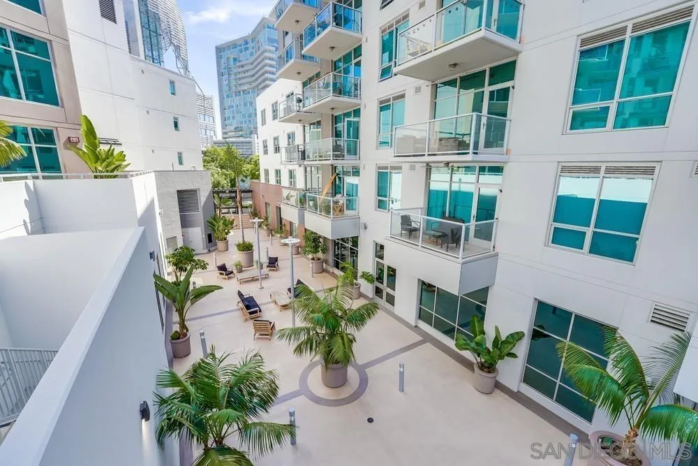 https://cdn.realtyfeed.com/cdn/127/250039359/11c15c96ae8b07d1afbbb5fc7186d5b9.webp