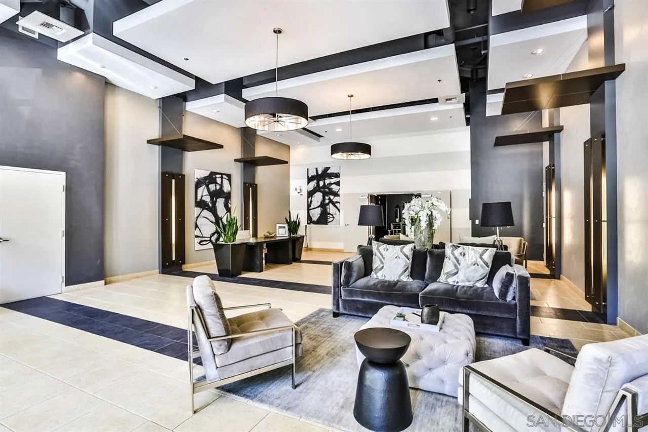 https://cdn.realtyfeed.com/cdn/127/250039359/fbbce9e7f5b7abf822b49fcbc2a95d4f.webp