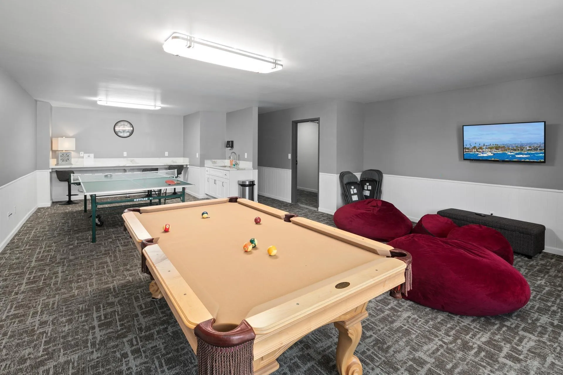 https://cdn.realtyfeed.com/cdn/127/250039360/4bf97e31b2f7ff71ef7fea5e0f8502f5.webp