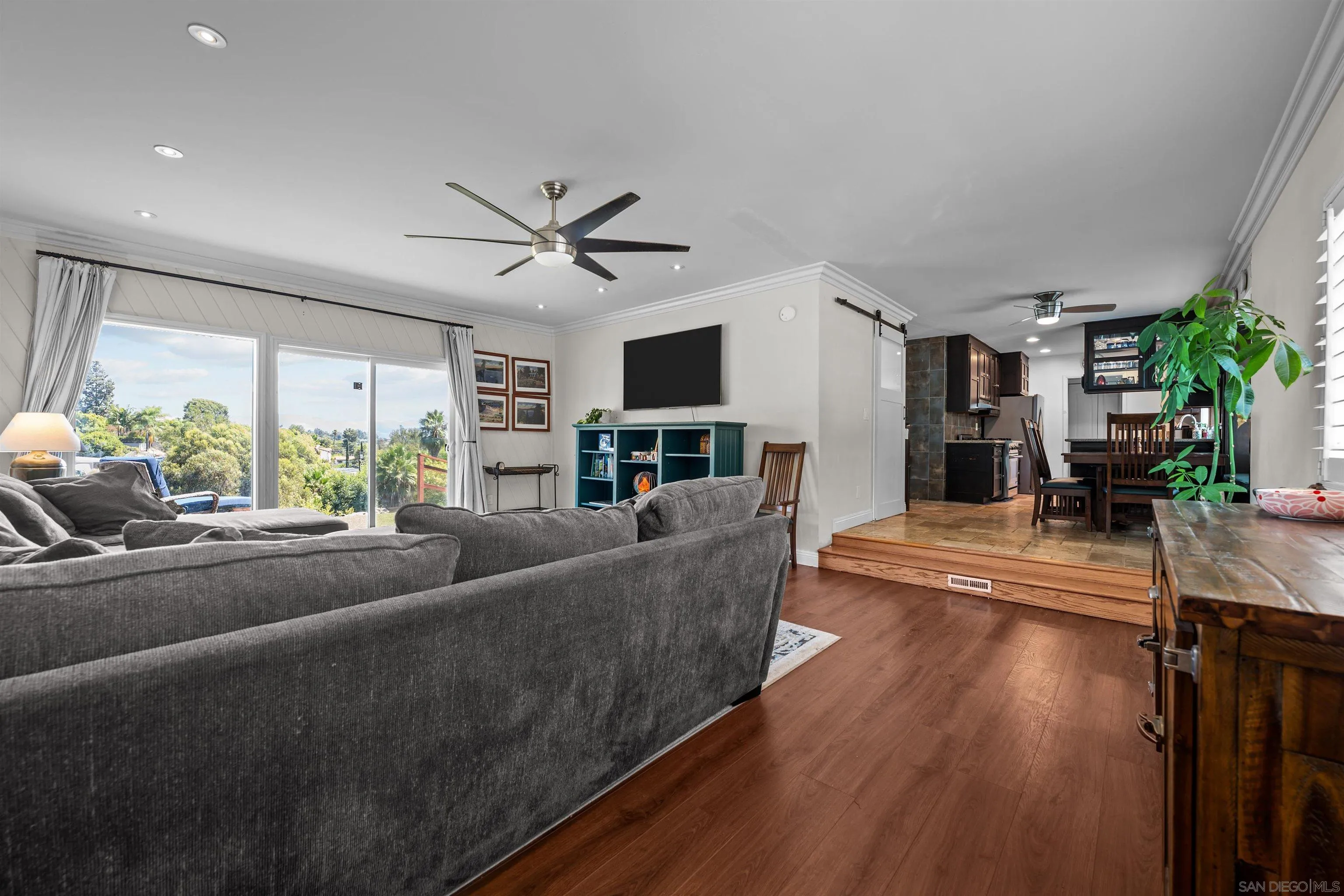 https://cdn.realtyfeed.com/cdn/127/250039364/913f19e5b3e973baab95ad90d68d2ad6.webp
