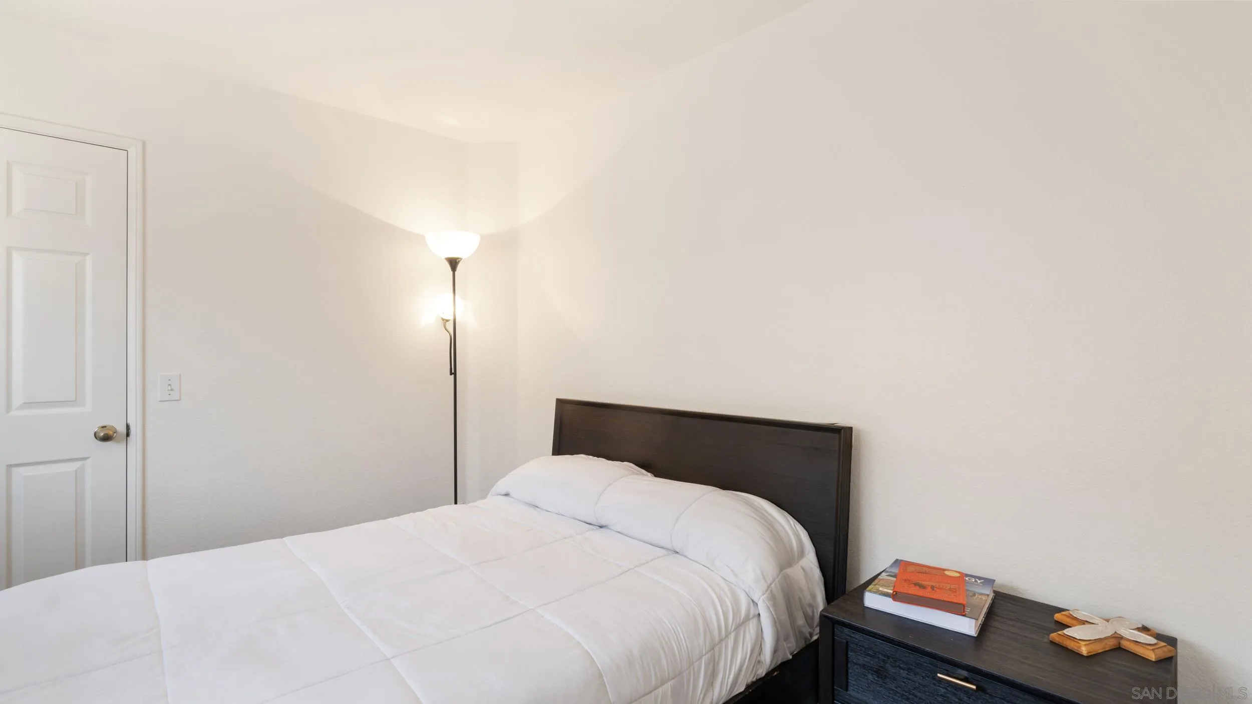 Photo #11: 250039365 Listing: Photo #11