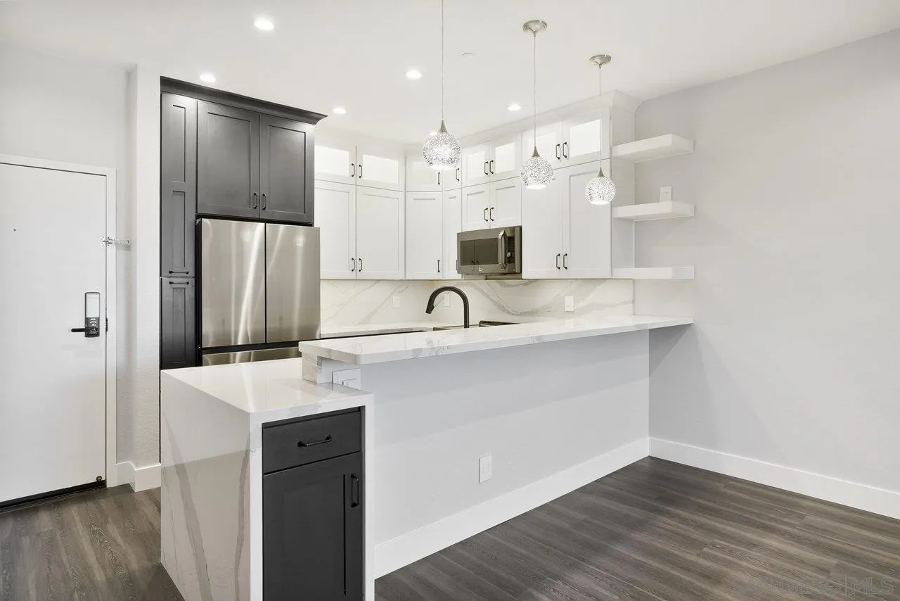 https://cdn.realtyfeed.com/cdn/127/250039368/006c28a57daa2bc0bdb4cc055ff43bac.webp