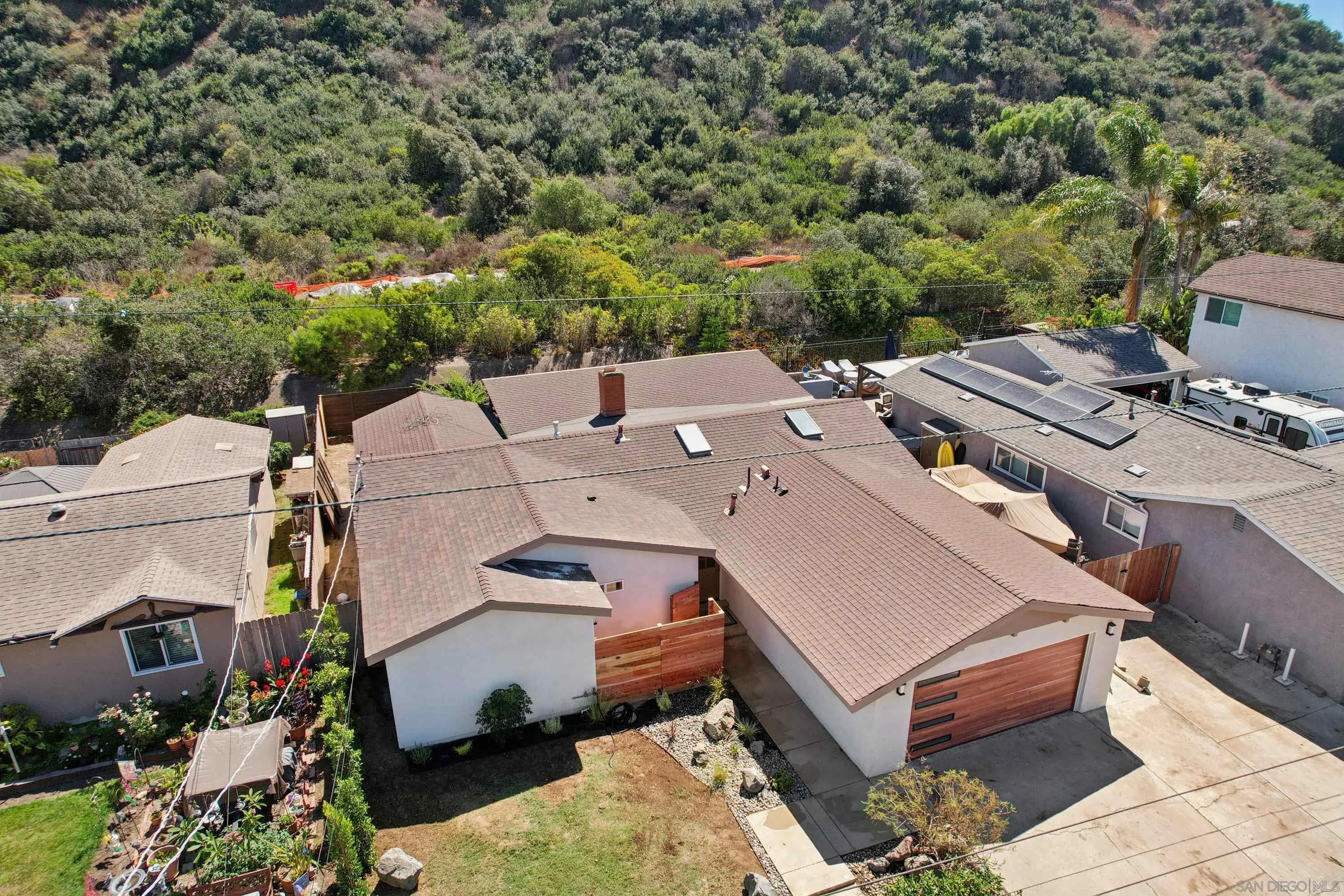 https://cdn.realtyfeed.com/cdn/127/250039370/6ab47e2b0d1bb092988c46d05aa81a40.webp