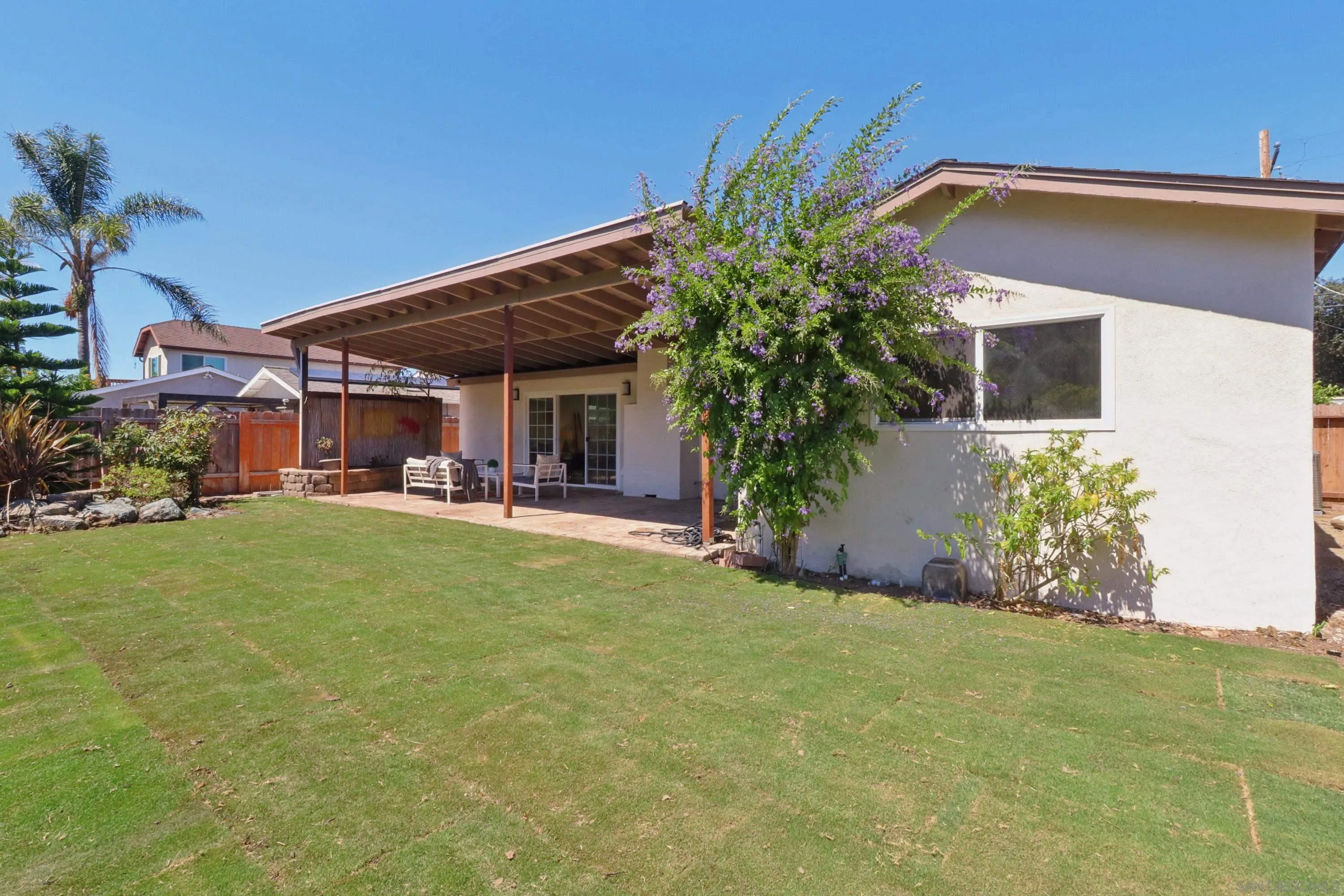 https://cdn.realtyfeed.com/cdn/127/250039370/c24e0d789dfb457b82cdaee4dc3b0924.webp