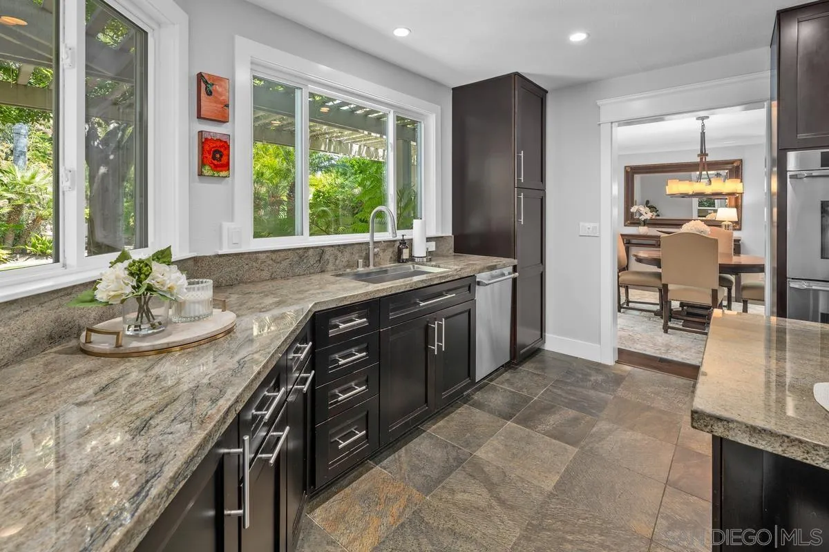 https://cdn.realtyfeed.com/cdn/127/250039380/67eb07bde7a530c904509a46960d598b.webp