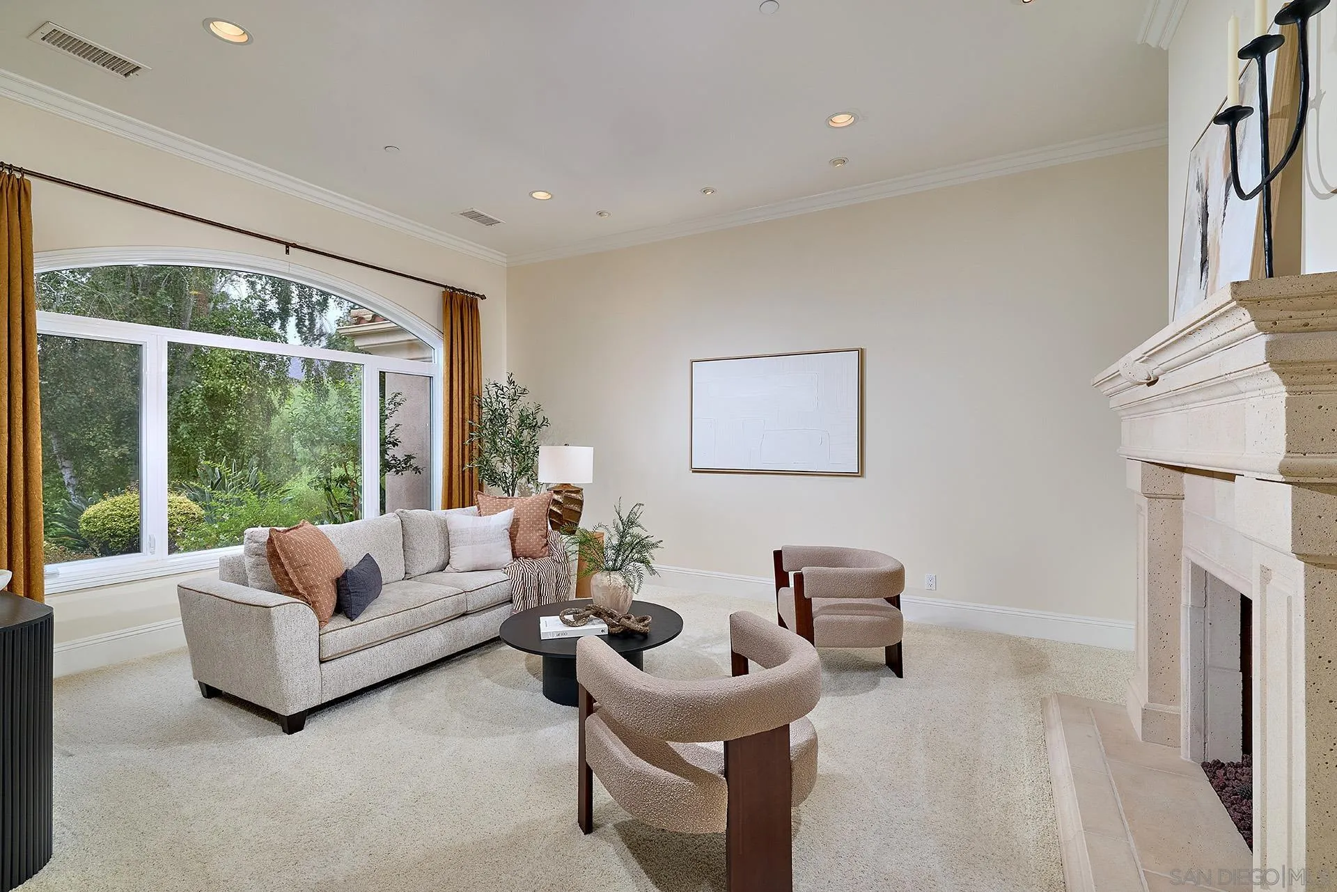 https://cdn.realtyfeed.com/cdn/127/250039387/13f53bd28953c416f1c071feef0a9435.webp