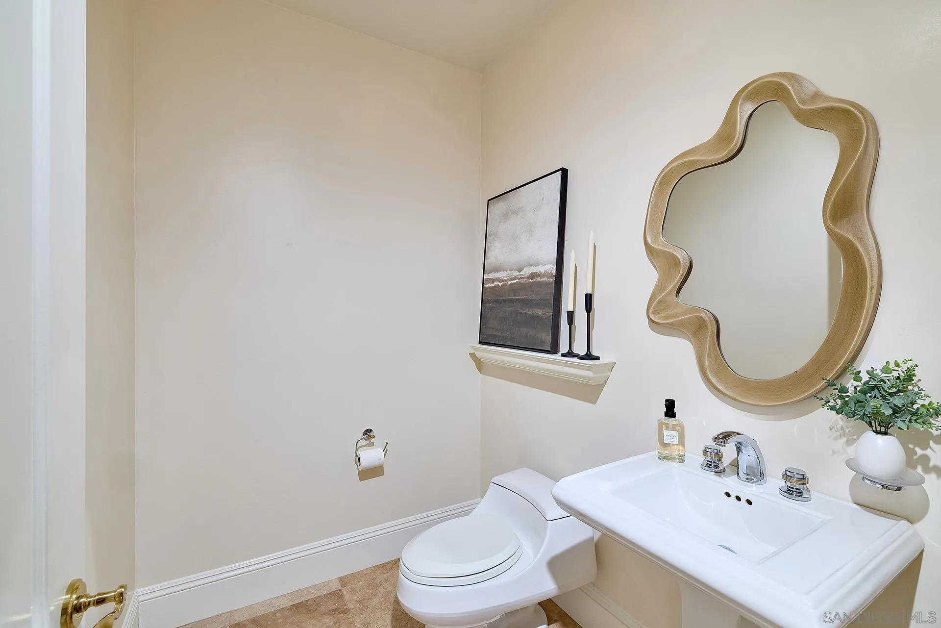 https://cdn.realtyfeed.com/cdn/127/250039387/a413f2915afedea8c46011fac293c57f.webp