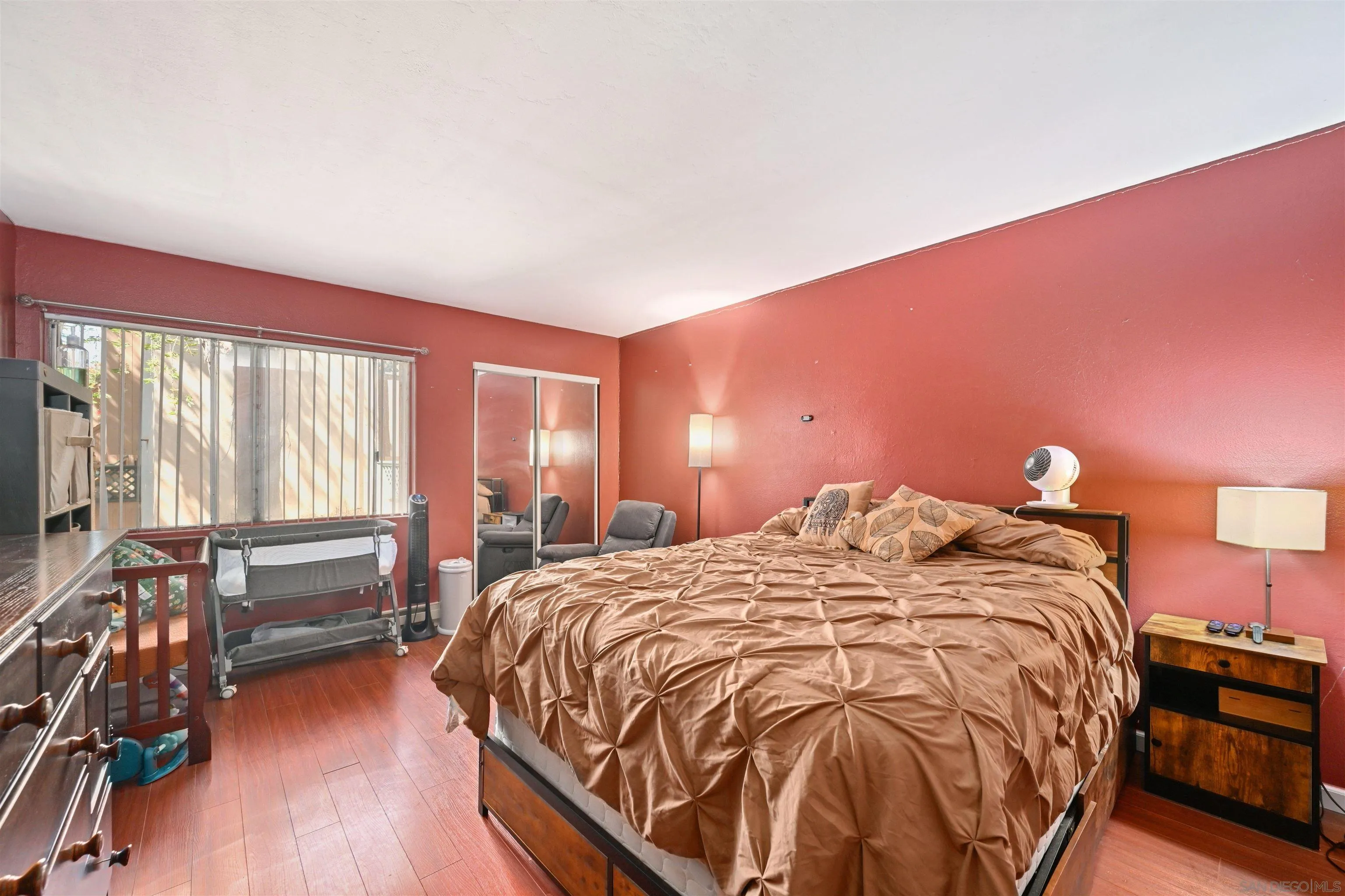 https://cdn.realtyfeed.com/cdn/127/250039389/d04839b9f28ff8f50bda87c48b0cbf06.webp