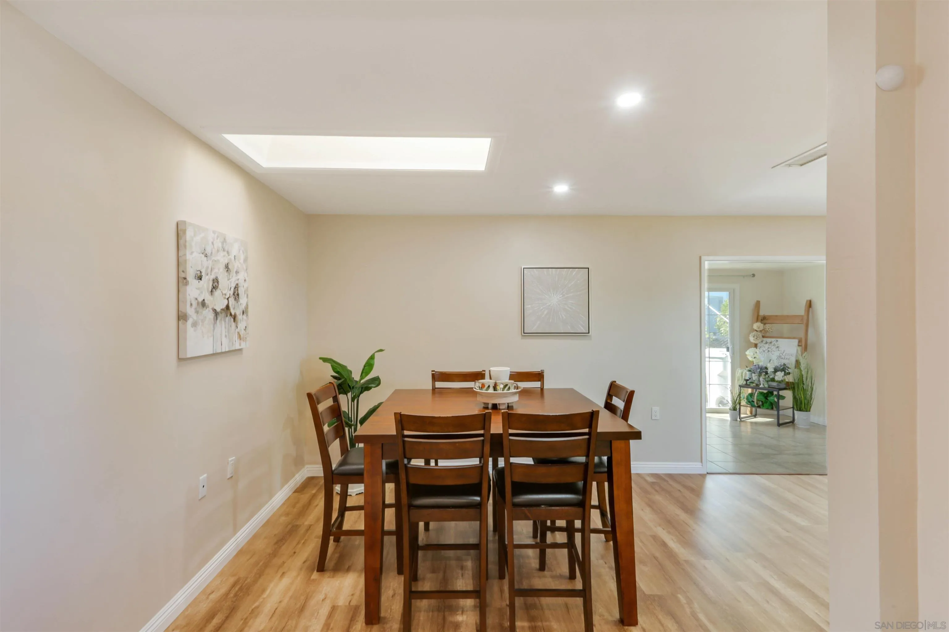 https://cdn.realtyfeed.com/cdn/127/250039390/26a6b70290dfc837e3d9c1a3a0a85526.webp