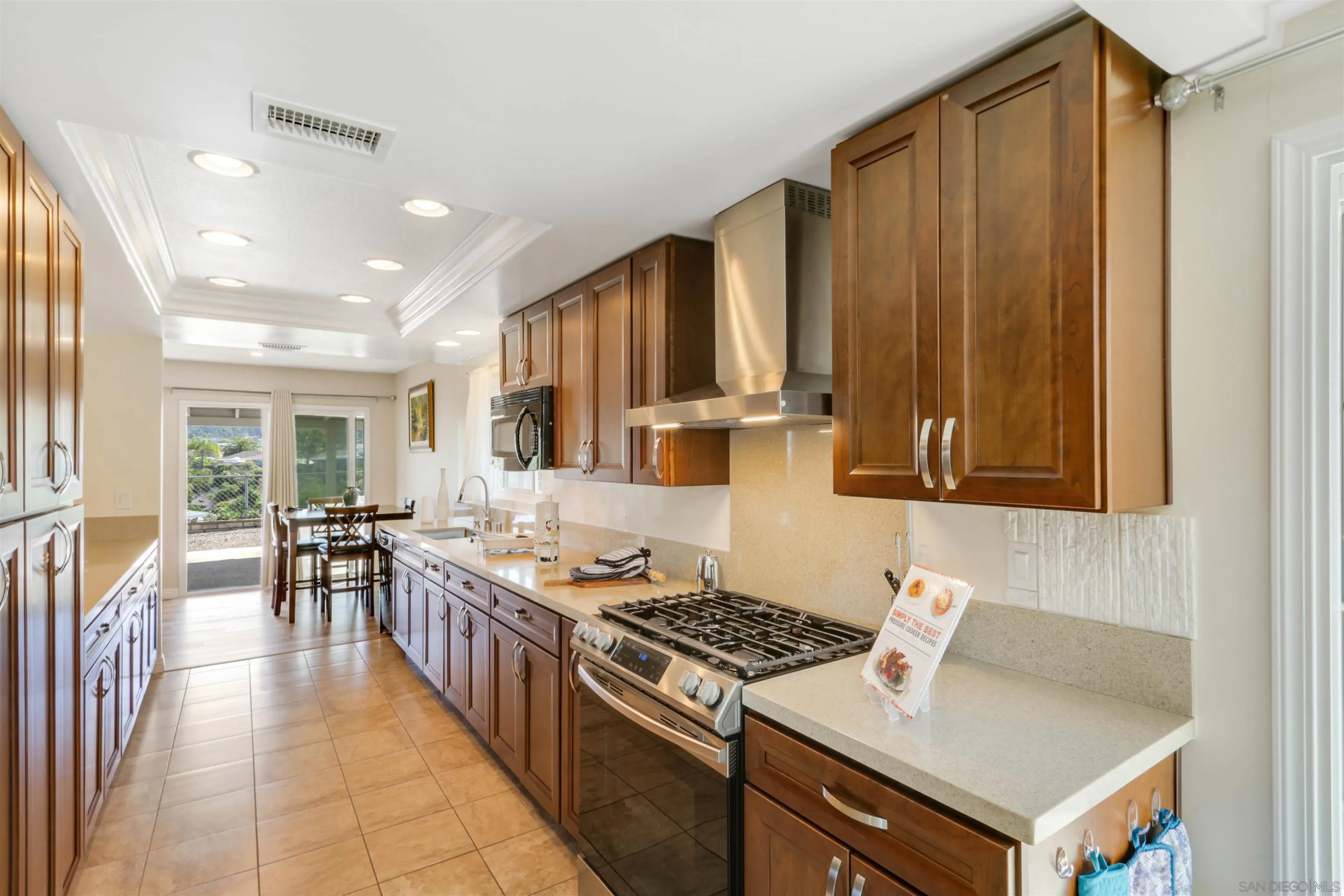 https://cdn.realtyfeed.com/cdn/127/250039390/36385a55aa53dd90e31a18bea50cad26.webp
