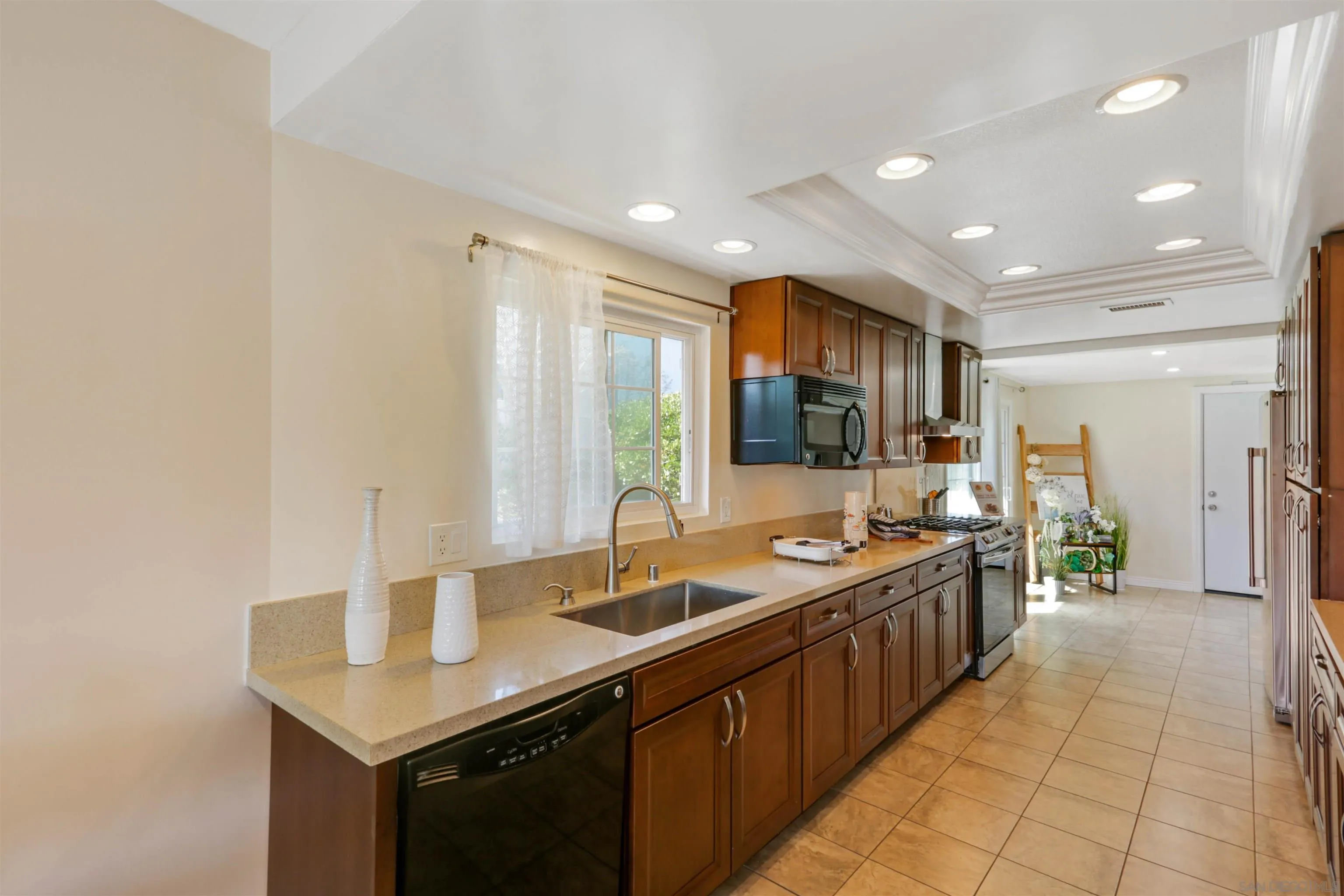 https://cdn.realtyfeed.com/cdn/127/250039390/3ddef71f5e4894e5b94d4072740ef21d.webp
