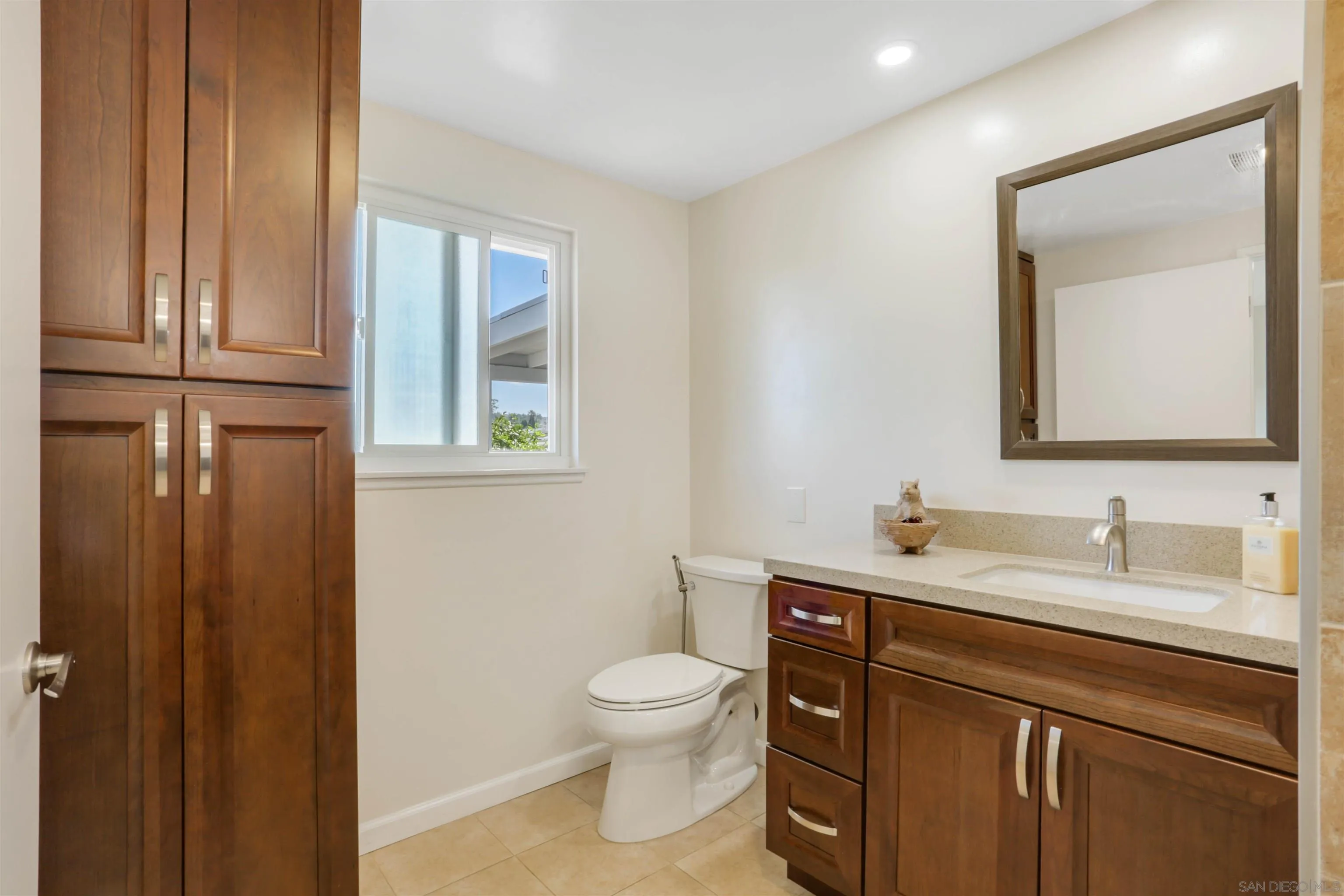 https://cdn.realtyfeed.com/cdn/127/250039390/46d59f75f367646f608d4ea8c5942fff.webp