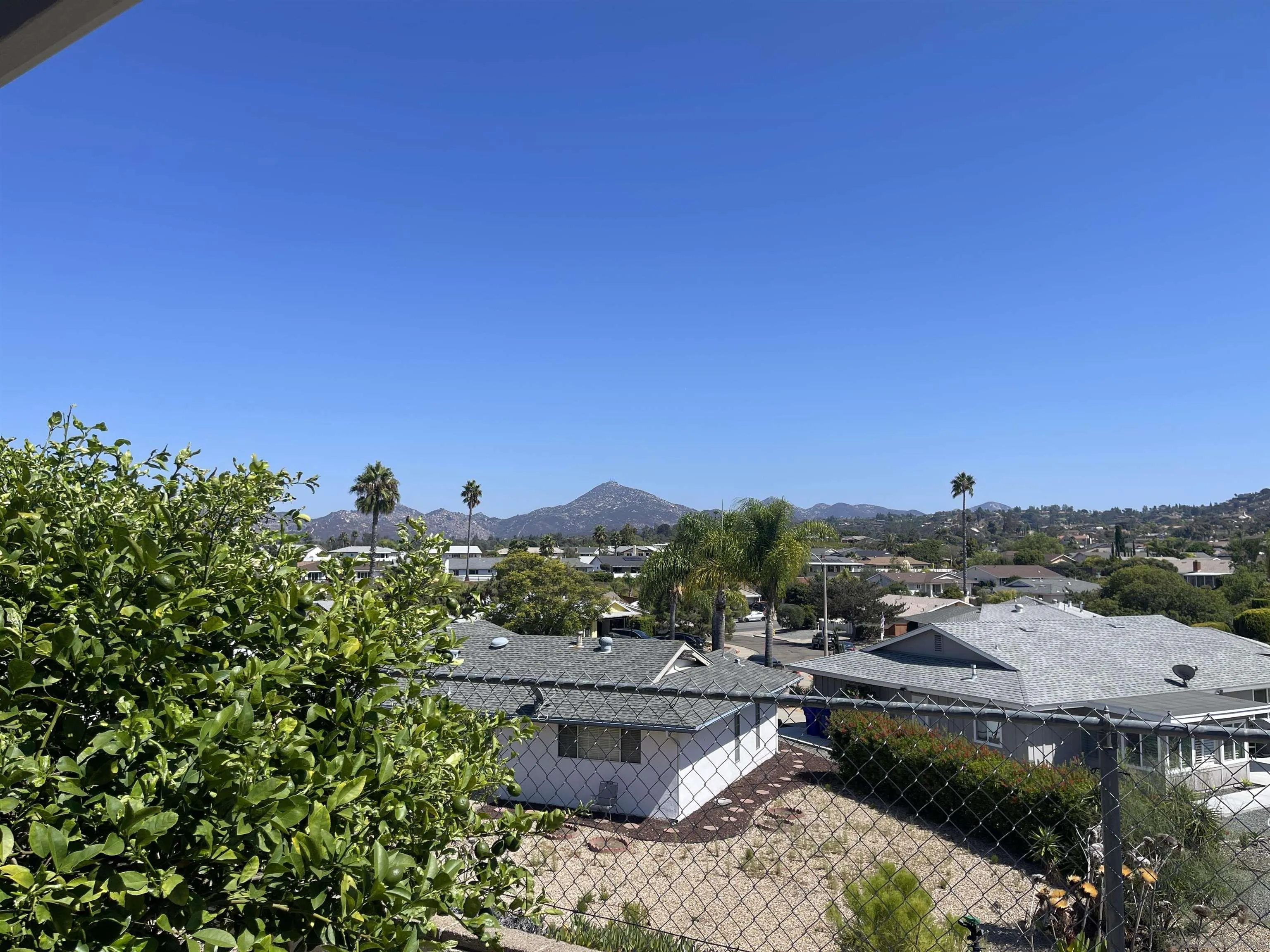 https://cdn.realtyfeed.com/cdn/127/250039390/4b6a5867d9e2978e6fce78e8c5a20efa.webp