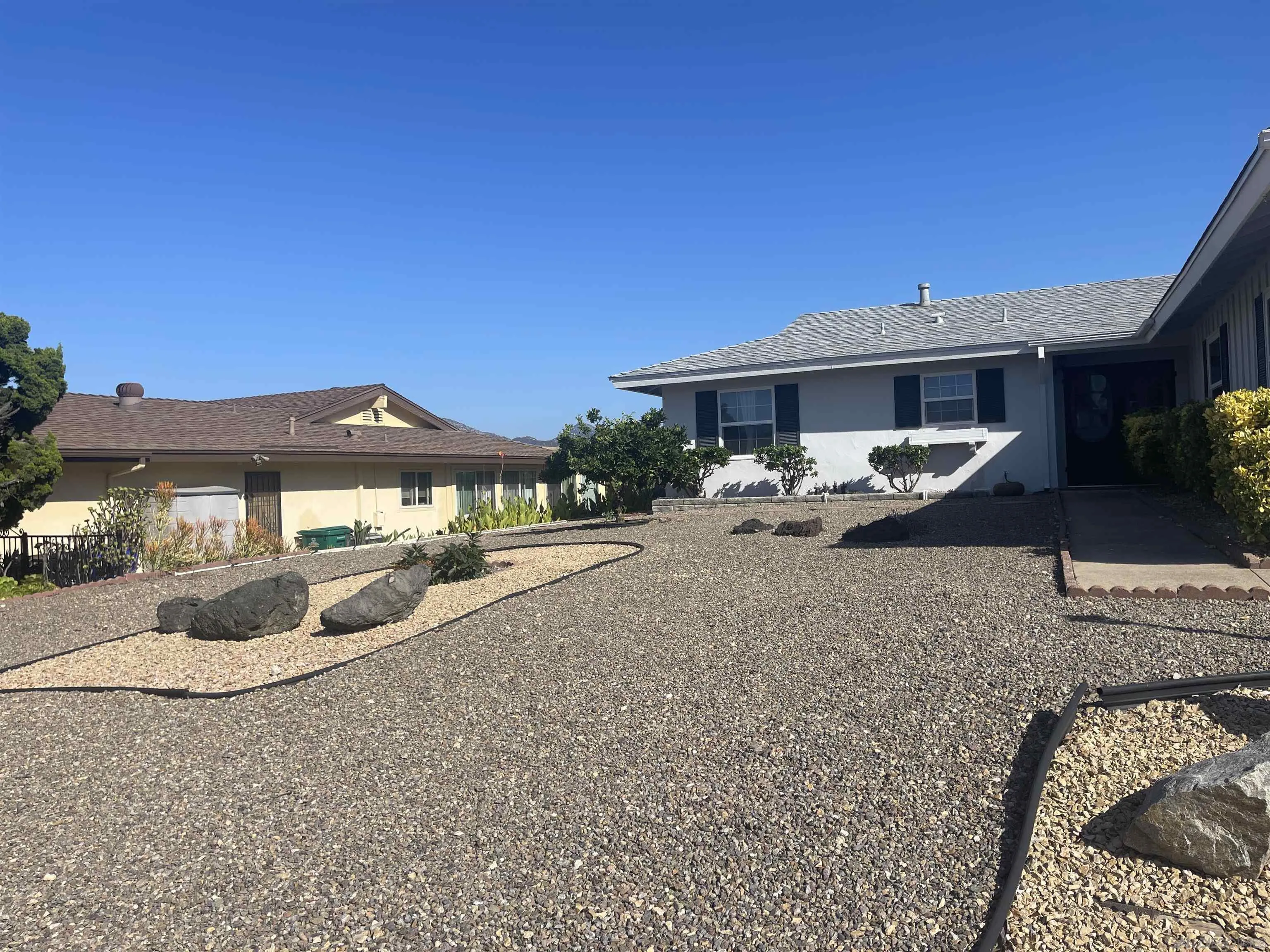 https://cdn.realtyfeed.com/cdn/127/250039390/b6e7910f468cefb37f47a09bc7c94824.webp