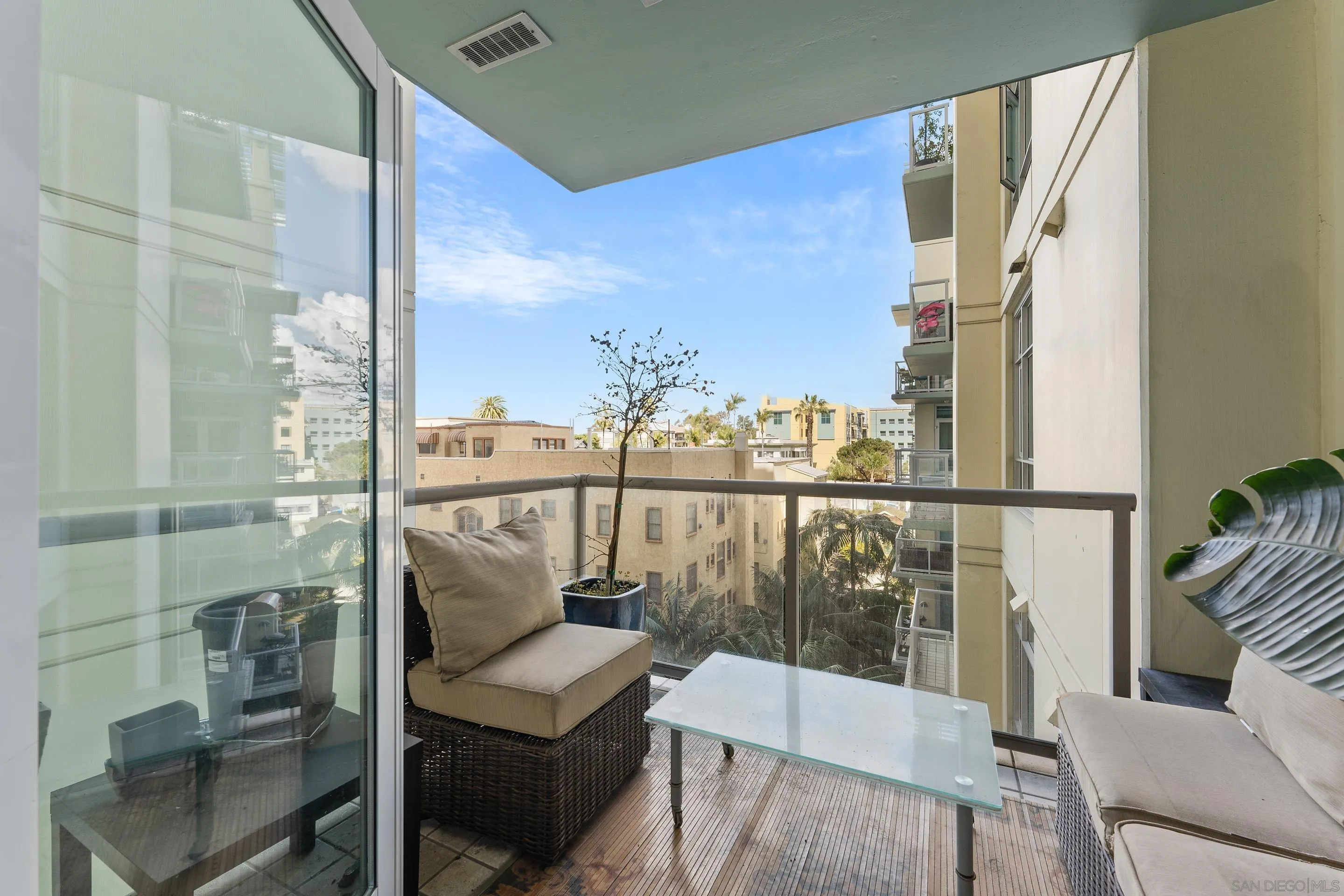 https://cdn.realtyfeed.com/cdn/127/250039391/8eb89f238408ebf160c6c07160f78f3c.webp