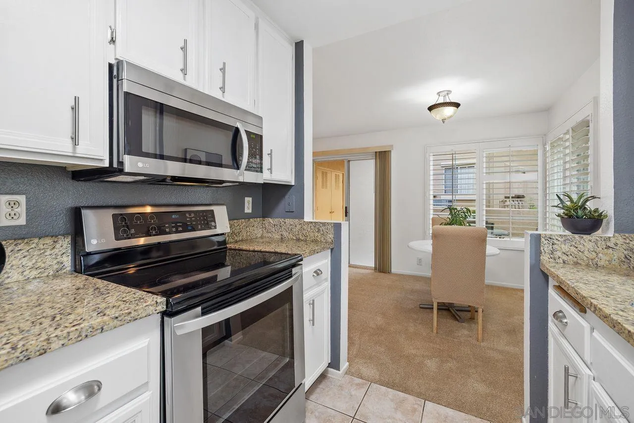 https://cdn.realtyfeed.com/cdn/127/250039393/f3c13b7f1e4cc07f3e0a37a76921a869.webp