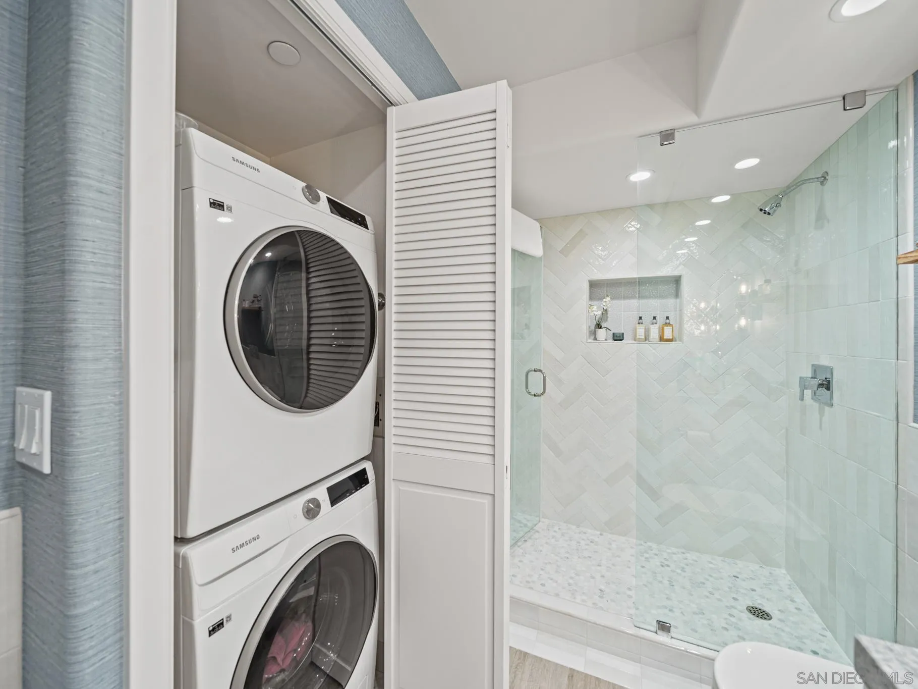https://cdn.realtyfeed.com/cdn/127/250039397/91febe0f9718024f00d4579da9eac760.webp