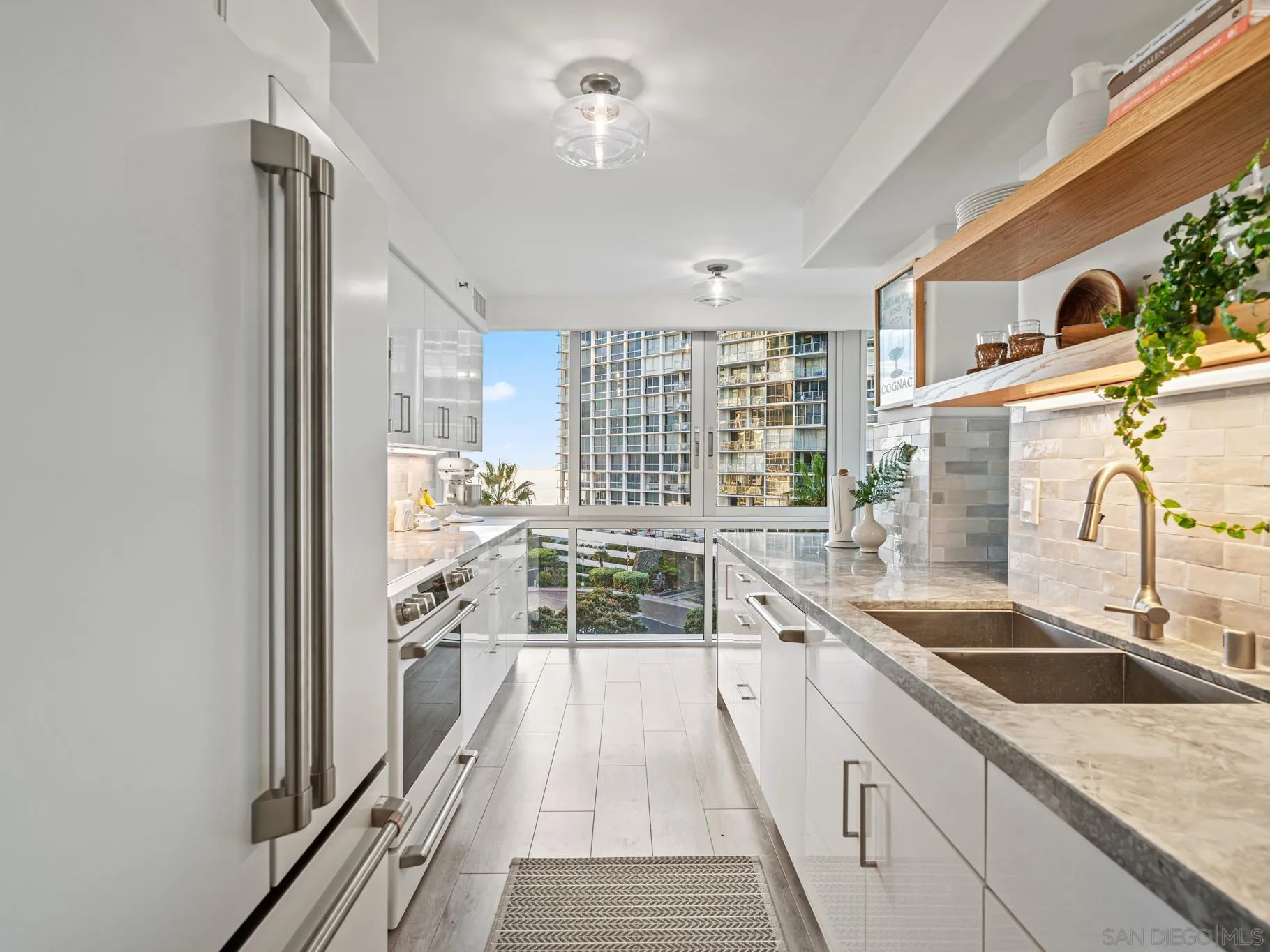 https://cdn.realtyfeed.com/cdn/127/250039397/a3a12e523bbf159e9a36f0bcdfd632fa.webp