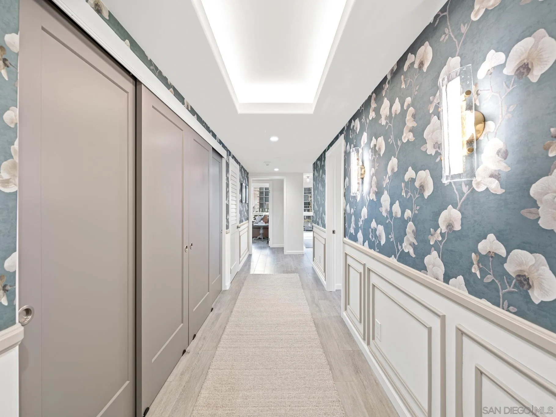 https://cdn.realtyfeed.com/cdn/127/250039397/ee2b21ce53c04d89a99d15e9c92a1e67.webp