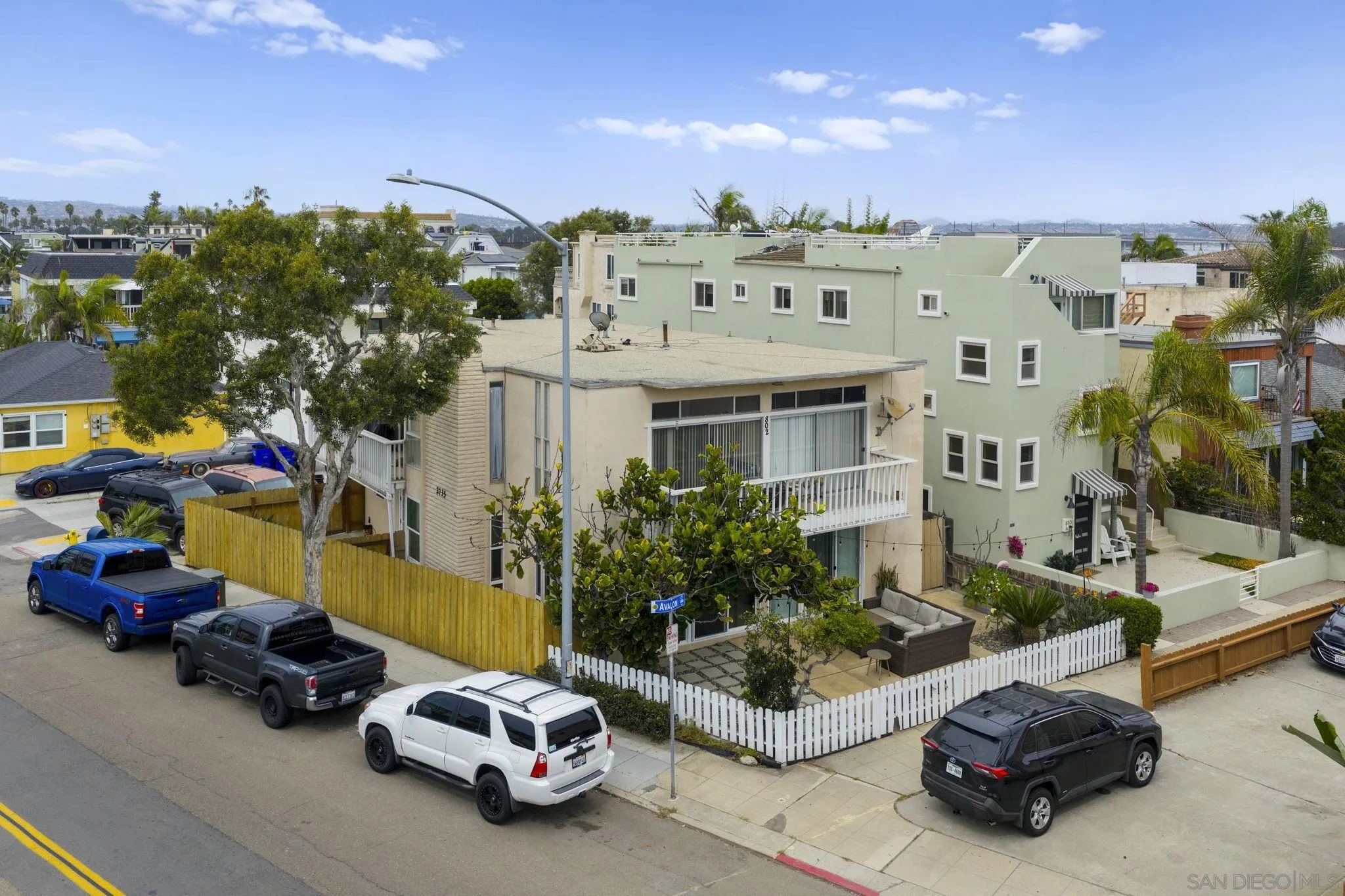 https://cdn.realtyfeed.com/cdn/127/250039399/8da0c1be00830e3c5f1851ac77d6ecfb.webp