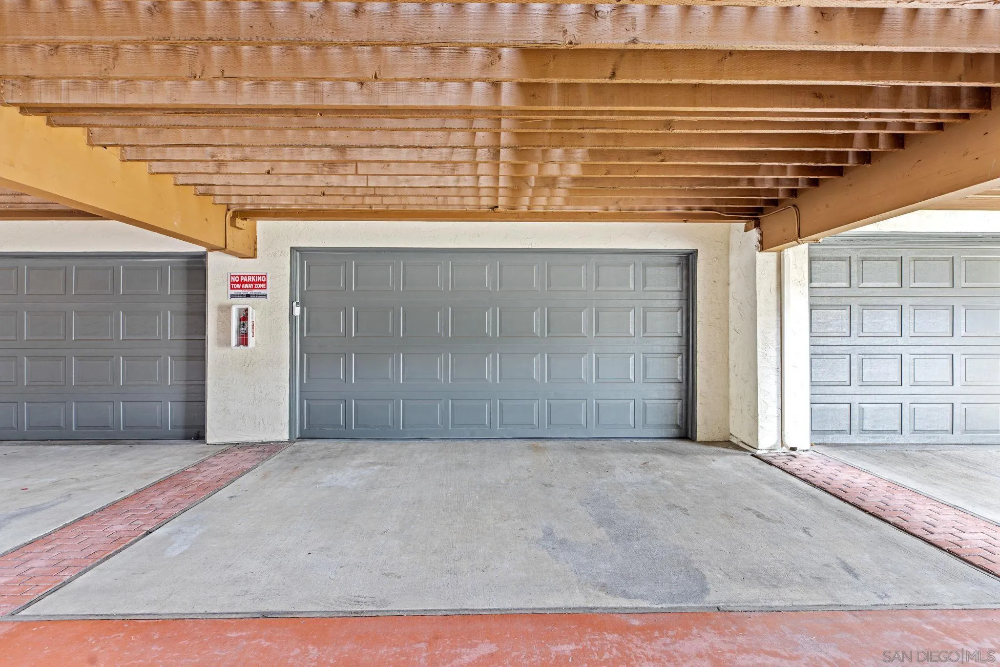 Photo #19: 250039400 Listing: Photo #19