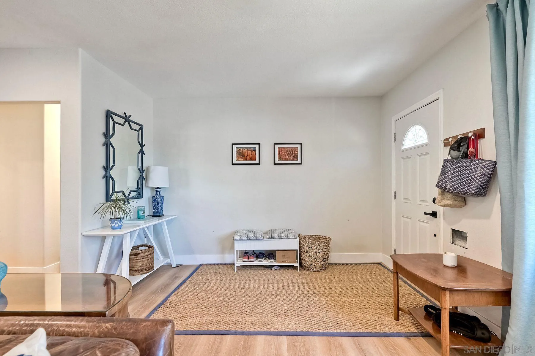 https://cdn.realtyfeed.com/cdn/127/250039401/92cca569d9416606f296f5953d66a10c.webp