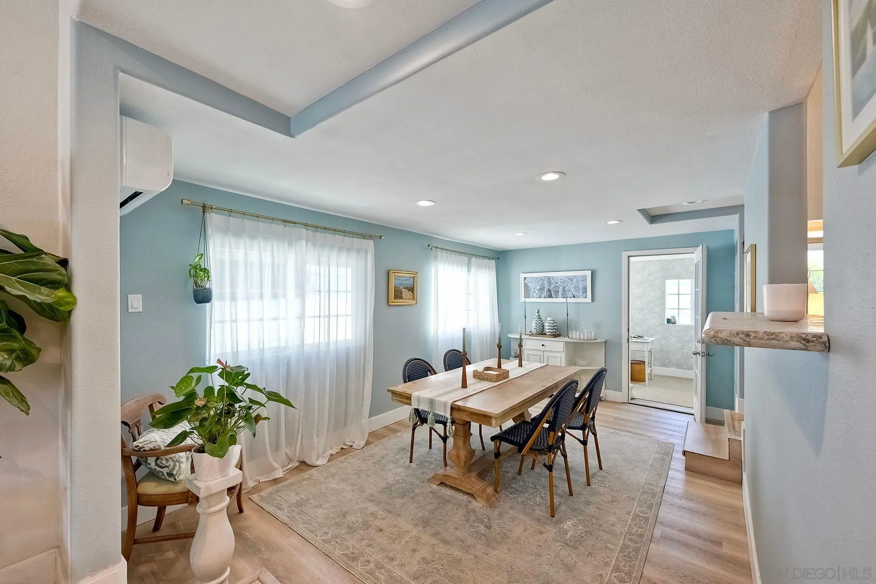 https://cdn.realtyfeed.com/cdn/127/250039401/93880a3f5060f4d607cc78f5e3e0f072.webp