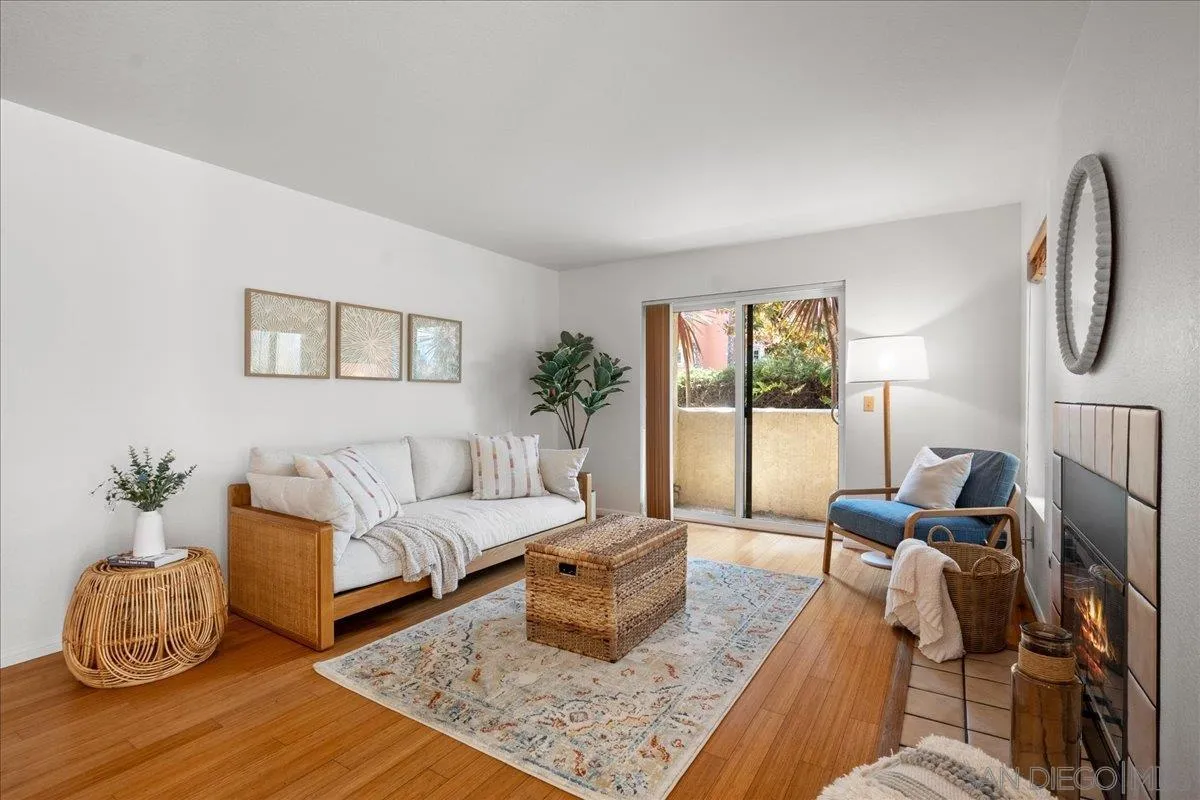 https://cdn.realtyfeed.com/cdn/127/250039407/8511efbb6597410d96735a7f081a3e2c.webp