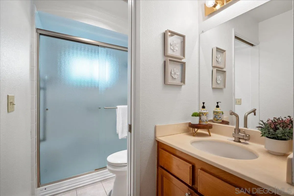 https://cdn.realtyfeed.com/cdn/127/250039407/fe3276d9eb20d998532b226f41909e7f.webp