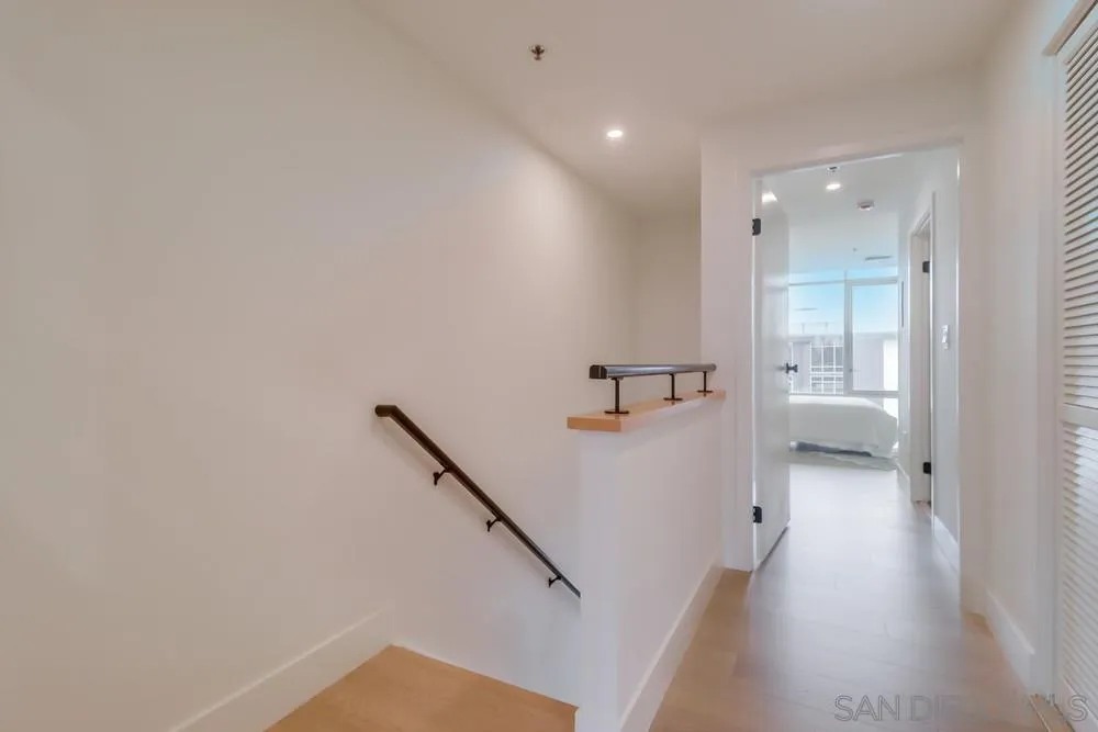 https://cdn.realtyfeed.com/cdn/127/250039413/f30f013986f9733462875e37b2761392.webp