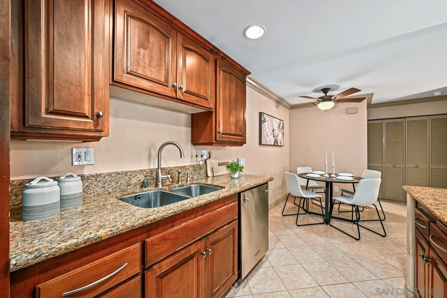 https://cdn.realtyfeed.com/cdn/127/250039416/3bcc0b23ababe726b407e0dd154ce71b.webp