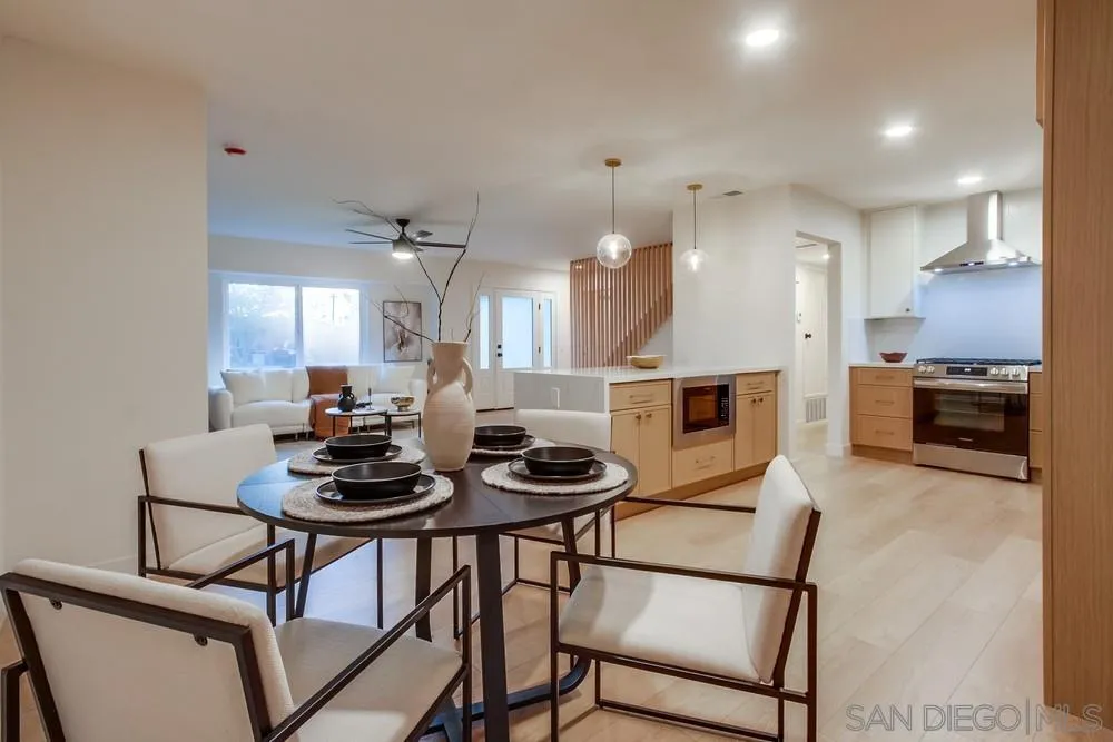 https://cdn.realtyfeed.com/cdn/127/250039420/47e0a53f7aa816db392462cac6f24e36.webp