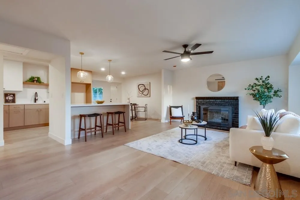 https://cdn.realtyfeed.com/cdn/127/250039420/99bc27d47cfee16b6500b9619b3c4a5f.webp
