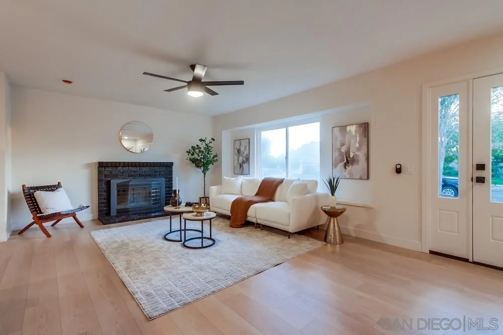 https://cdn.realtyfeed.com/cdn/127/250039420/ee5411a63f886e82ccc5ec62c4b72659.webp