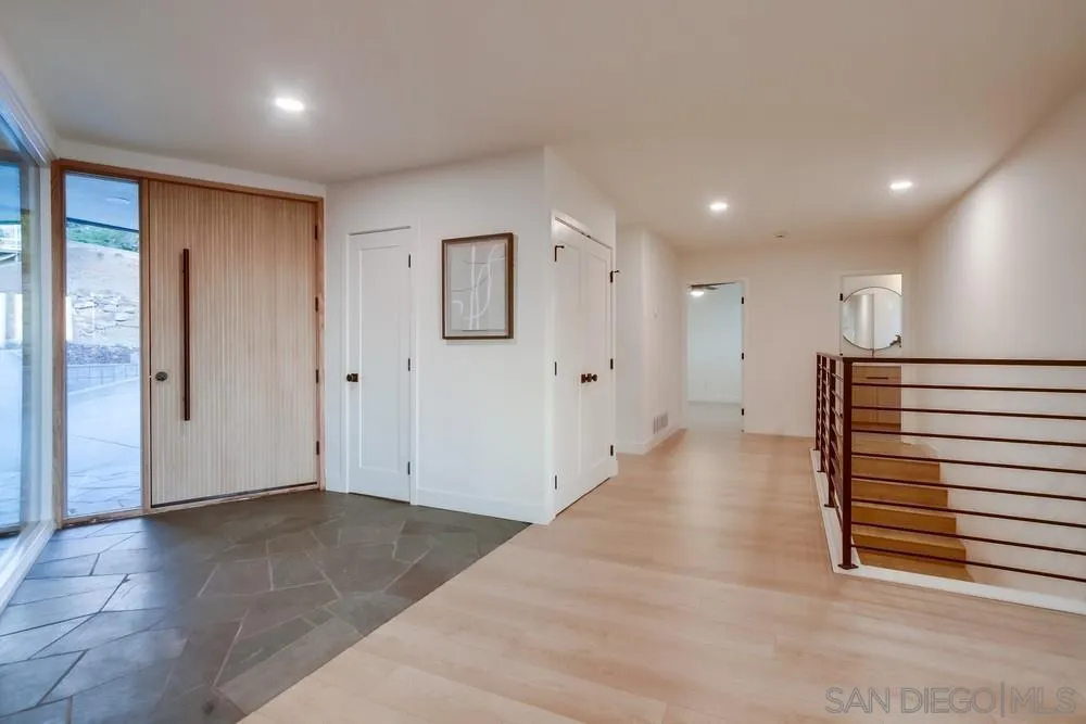 https://cdn.realtyfeed.com/cdn/127/250039423/72e9158ae3d16bc239c94fae92bb6070.webp