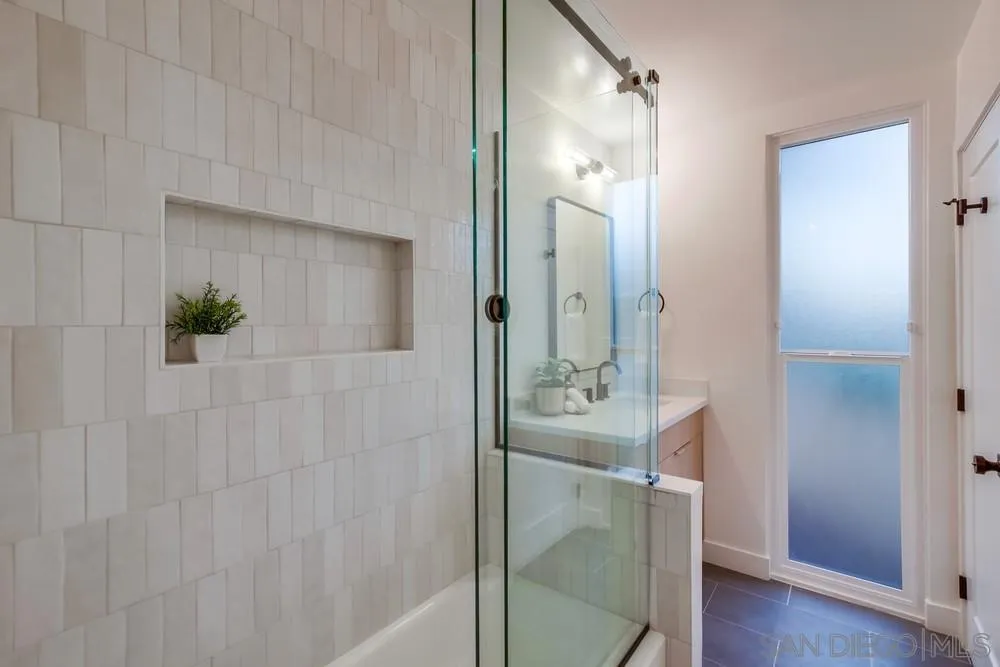 https://cdn.realtyfeed.com/cdn/127/250039423/b24e64fc9ce67df094b1dea83acb6f18.webp